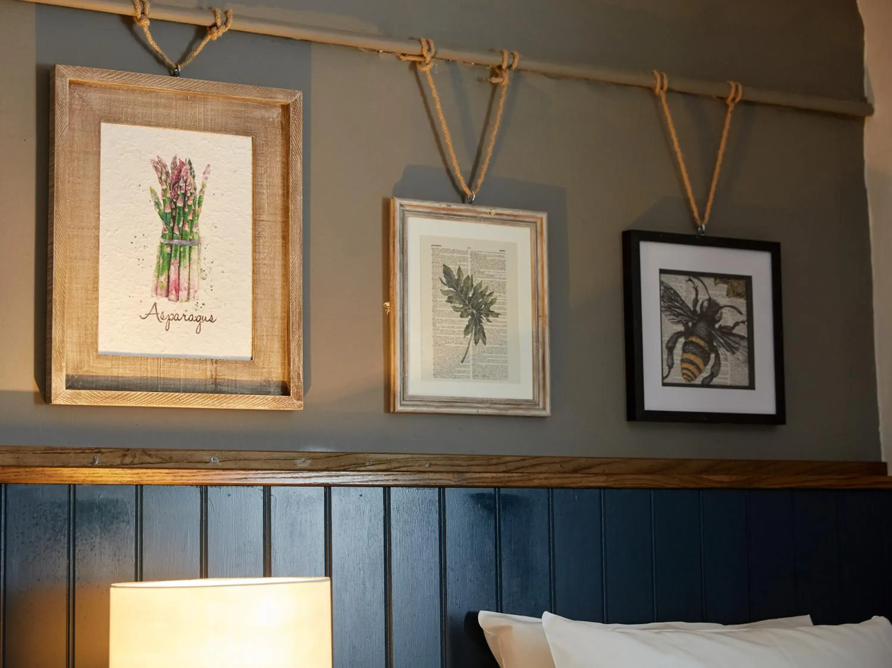 Twin Room - single occupancy in Kings Head by Chef & Brewer Collection Twin Room - single occupancy in Kings Head by Chef & Brewer Collection