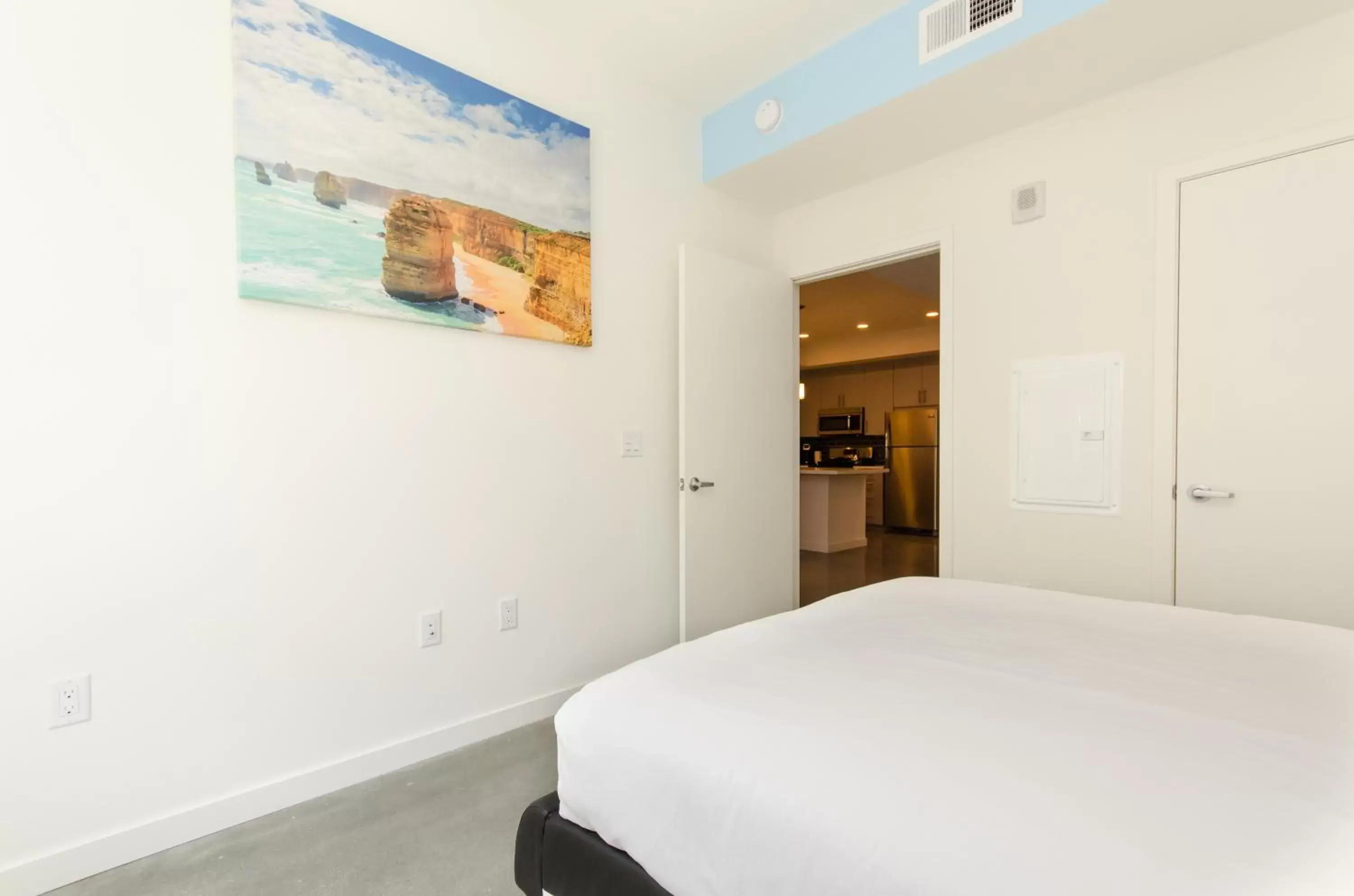 One-Bedroom Apartment in Modern Apartment Rentals One-Bedroom Apartment in Modern Apartment Rentals