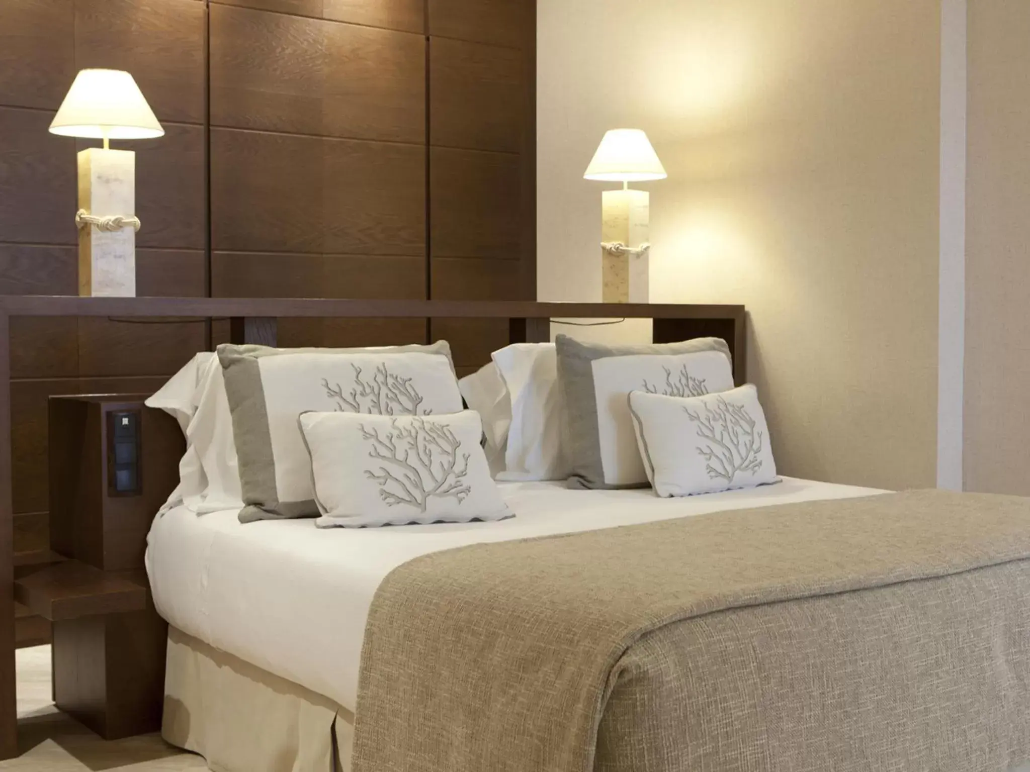 Junior Suite with Sea View in Las Arenas Balneario Resort Junior Suite with Sea View in Las Arenas Balneario Resort