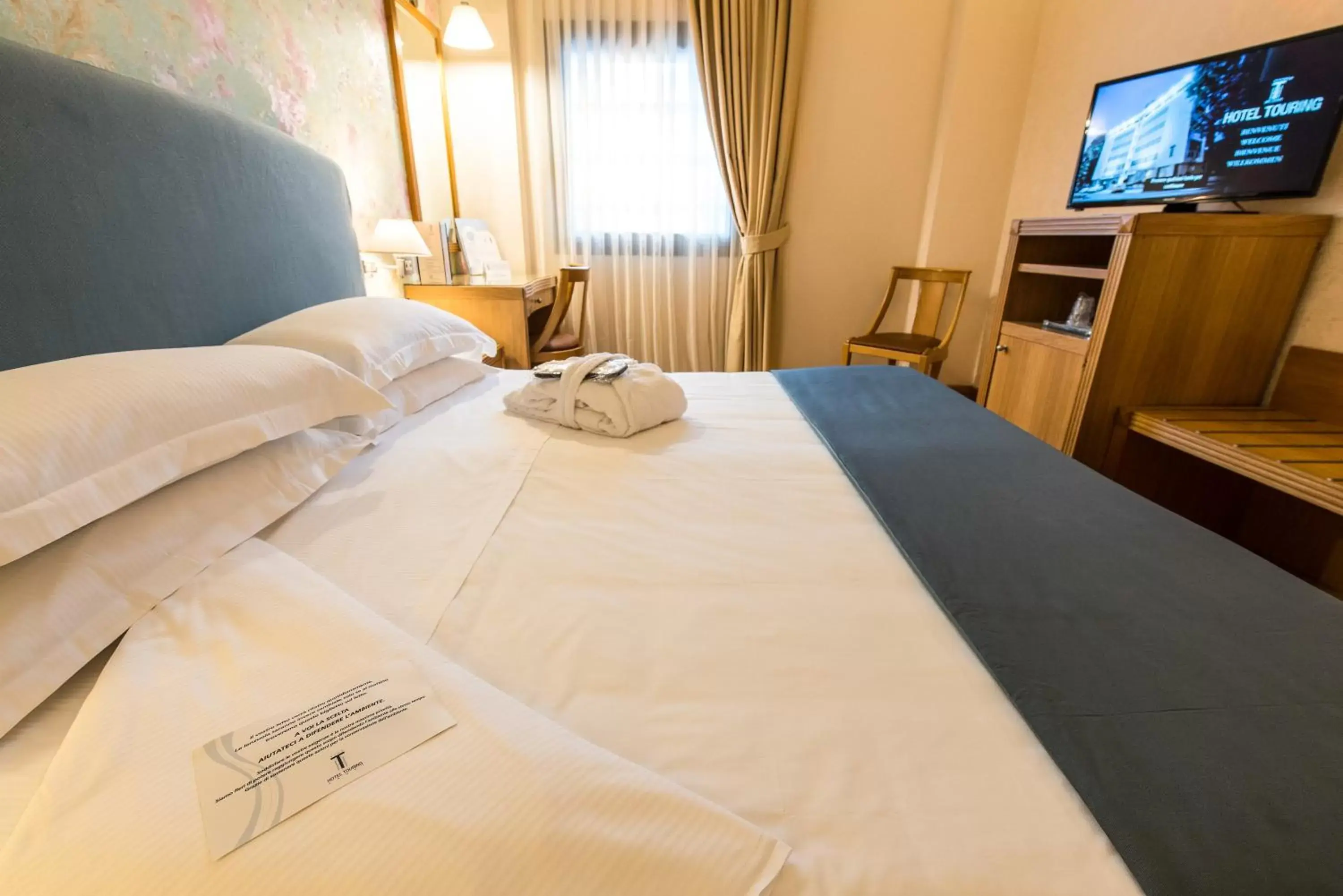 Classic Double Room for Single Use in Hotel Touring Classic Double Room for Single Use in Hotel Touring