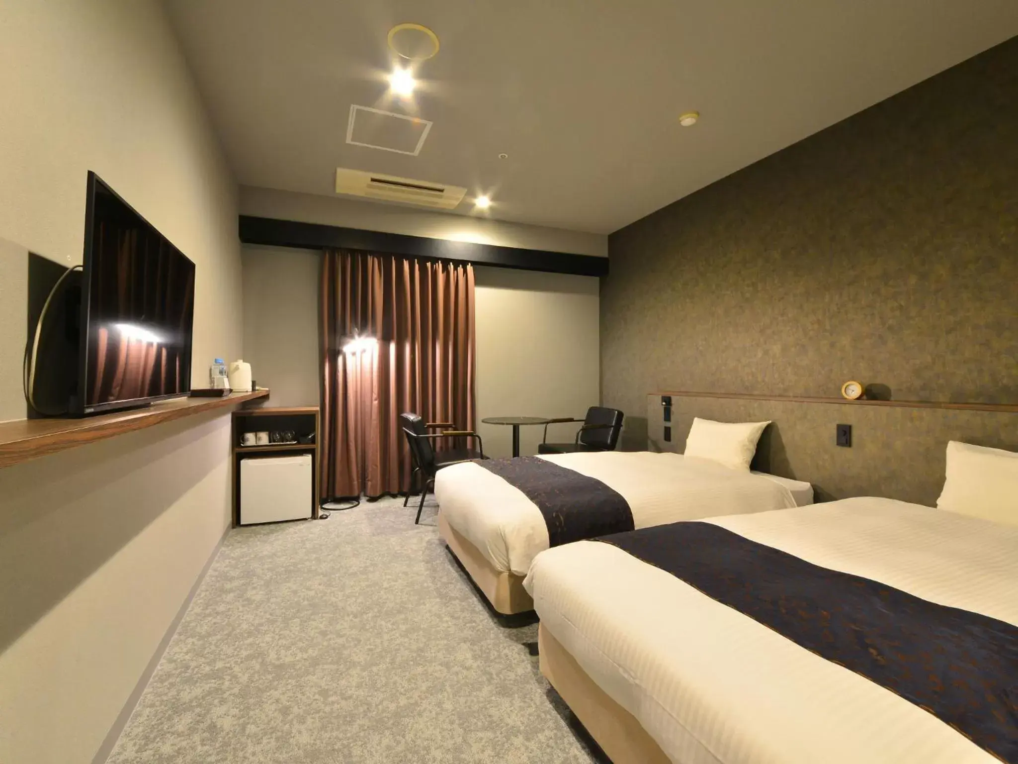 Superior Twin Room - single occupancy - Main Building - Non-Smoking in LC Goryokaku Hotel Superior Twin Room - single occupancy - Main Building - Non-Smoking in LC Goryokaku Hotel