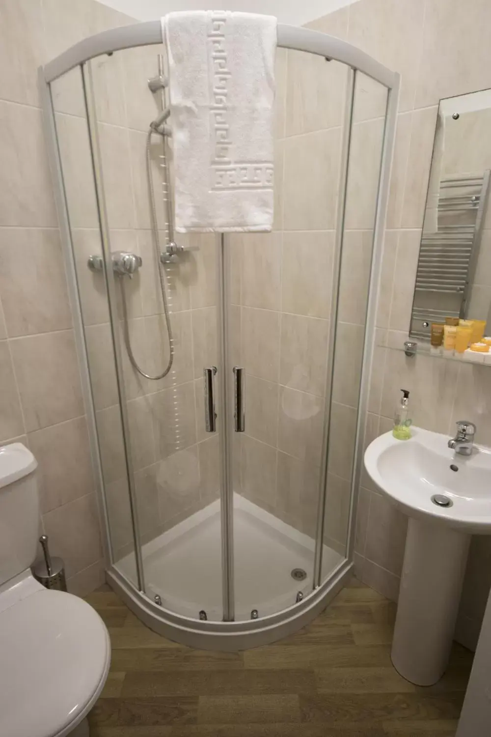 Deluxe Twin Room - single occupancy in The Bulls Head Deluxe Twin Room - single occupancy in The Bulls Head