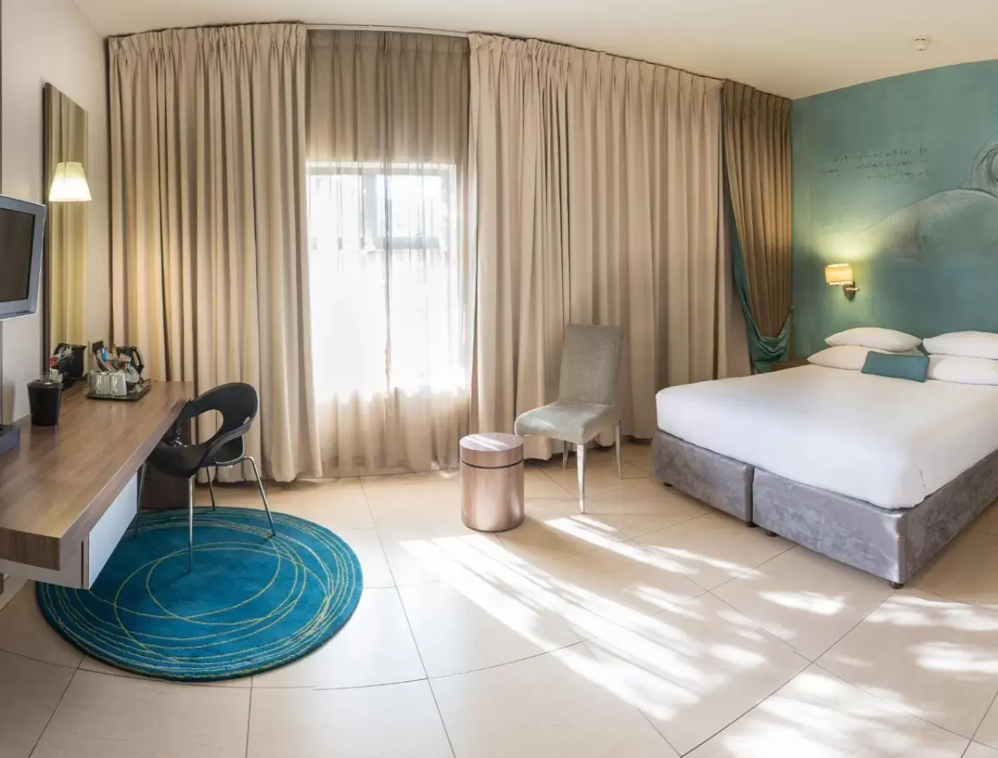 Double or Twin Room - single occupancy - Disability Access in Metcourt at Emperors Palace Double or Twin Room - single occupancy - Disability Access in Metcourt at Emperors Palace