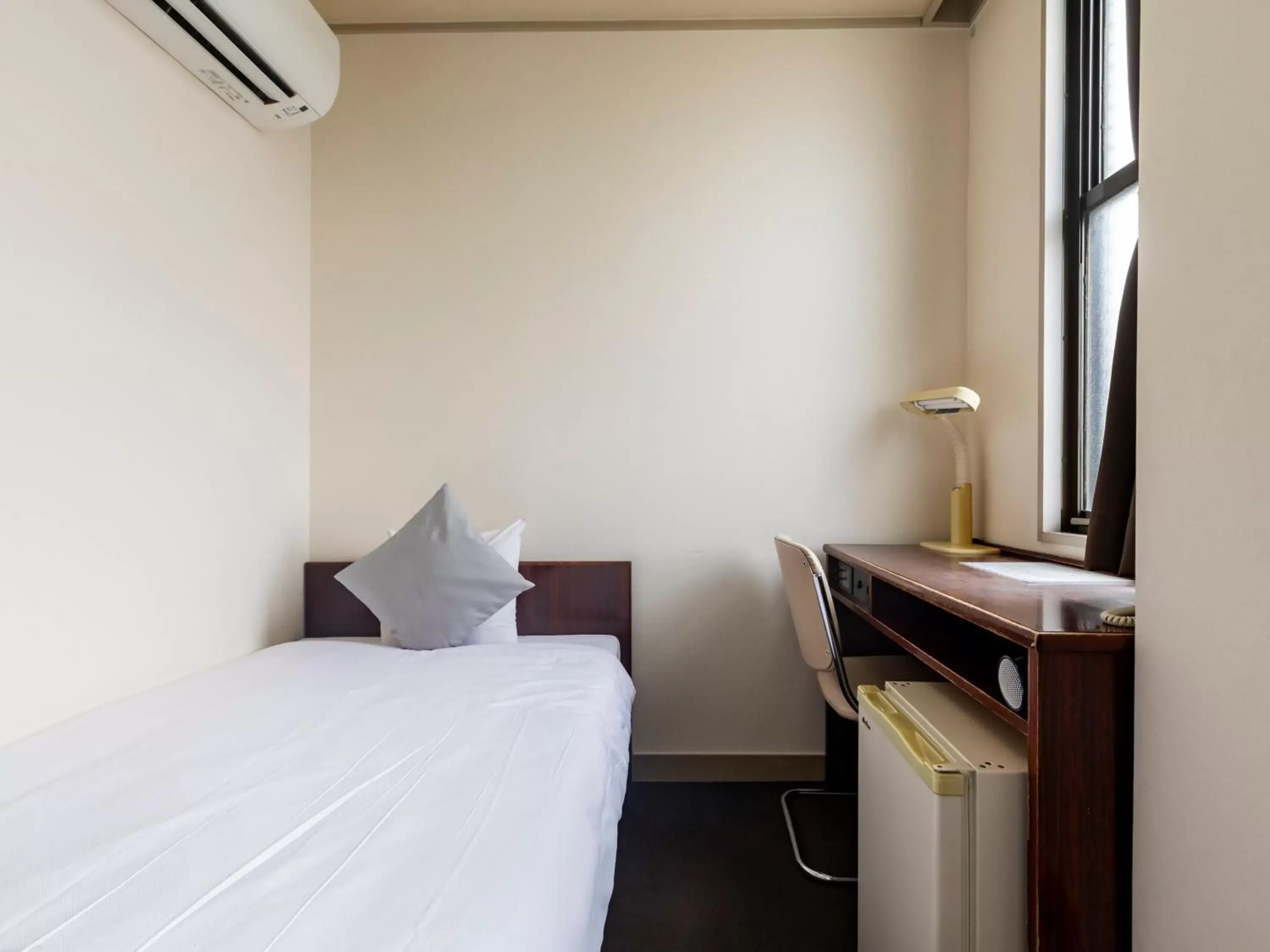 Single Room - single occupancy - Non-Smoking in Tabist Business Hotel Suehiro Matsuyama Single Room - single occupancy - Non-Smoking in Tabist Business Hotel Suehiro Matsuyama