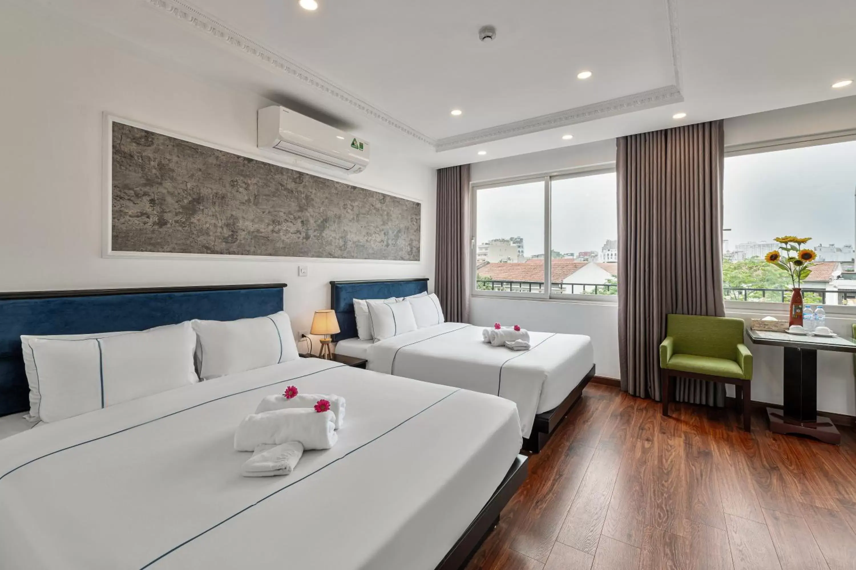 Deluxe Family Suite - single occupancy in Golden Sun Hotel Deluxe Family Suite - single occupancy in Golden Sun Hotel