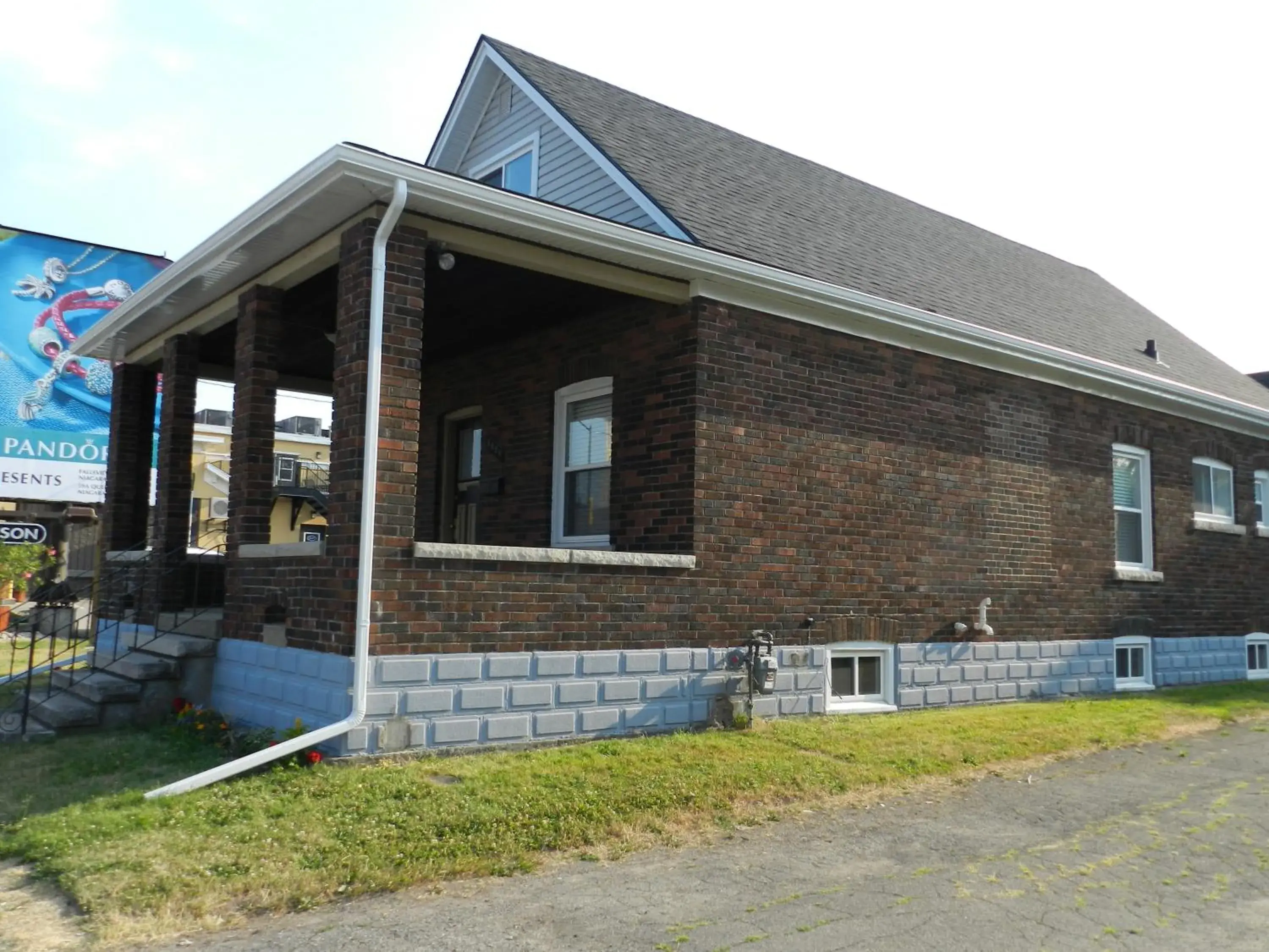 Two-Bedroom House in Kings Inn Near the Falls Two-Bedroom House in Kings Inn Near the Falls