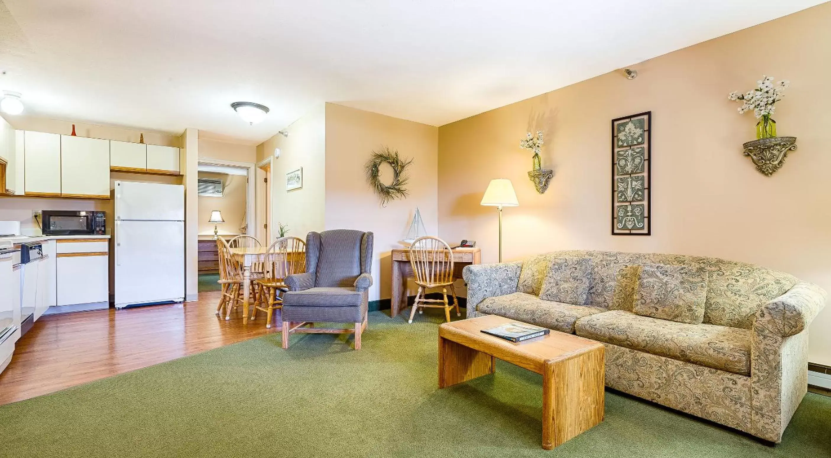 One-Bedroom Apartment in Misty Harbor Resort One-Bedroom Apartment in Misty Harbor Resort