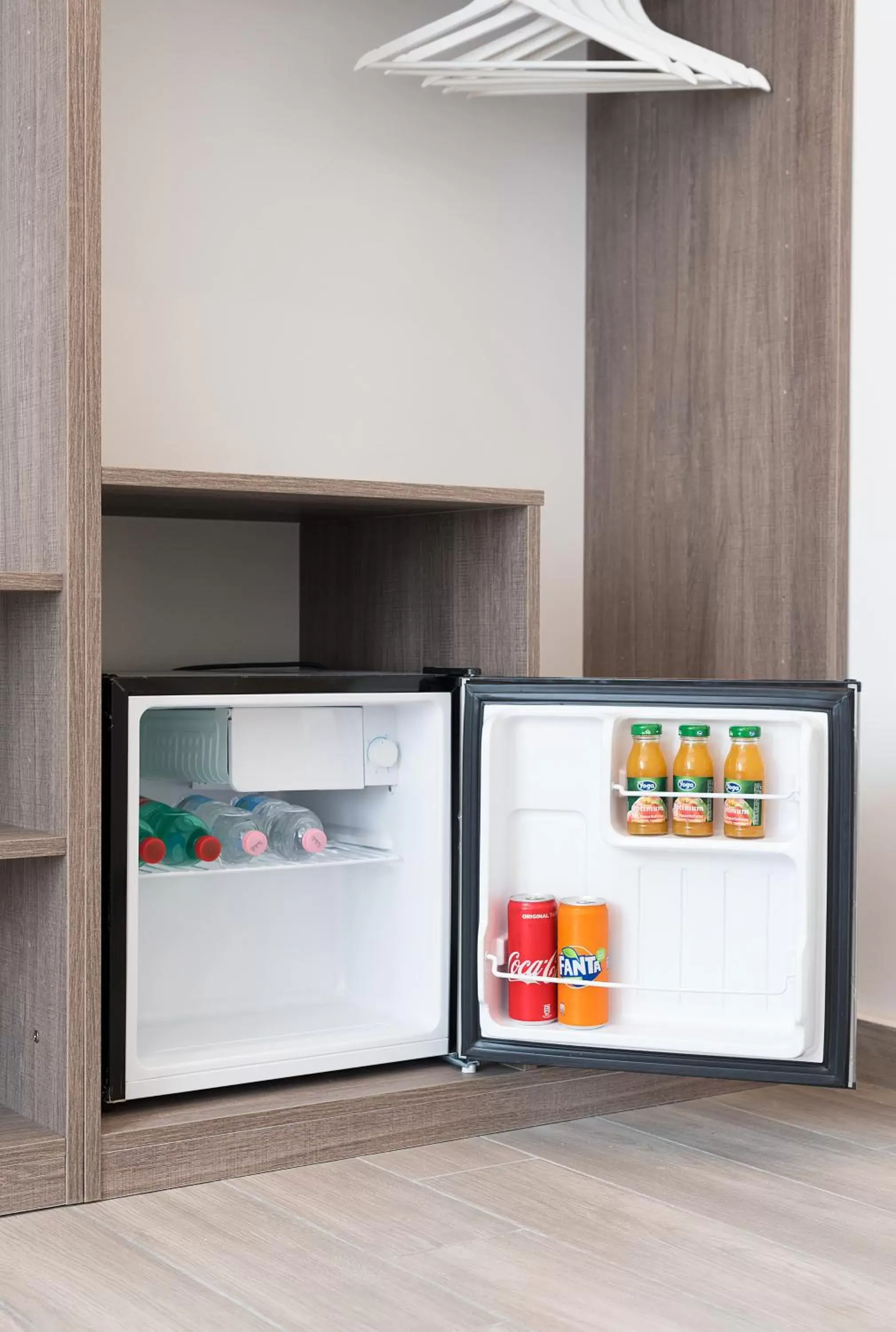 Triple Room - single occupancy in B&B Toledo one Triple Room - single occupancy in B&B Toledo one