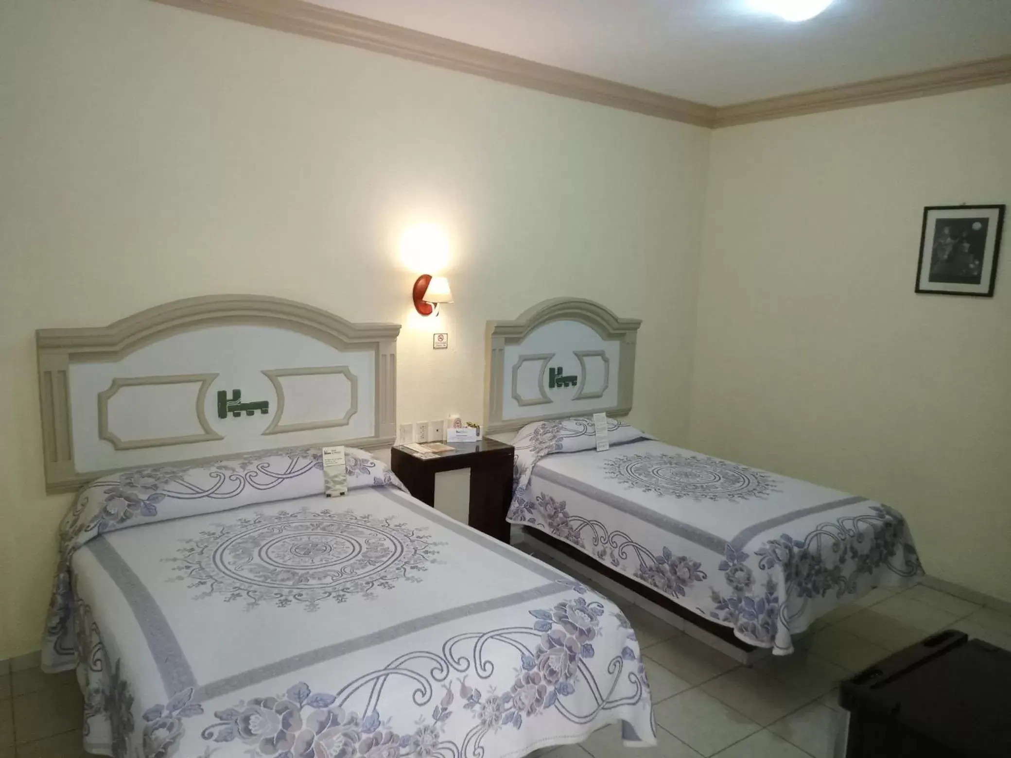 Executive Triple Room in Hotel La Merced Executive Triple Room in Hotel La Merced