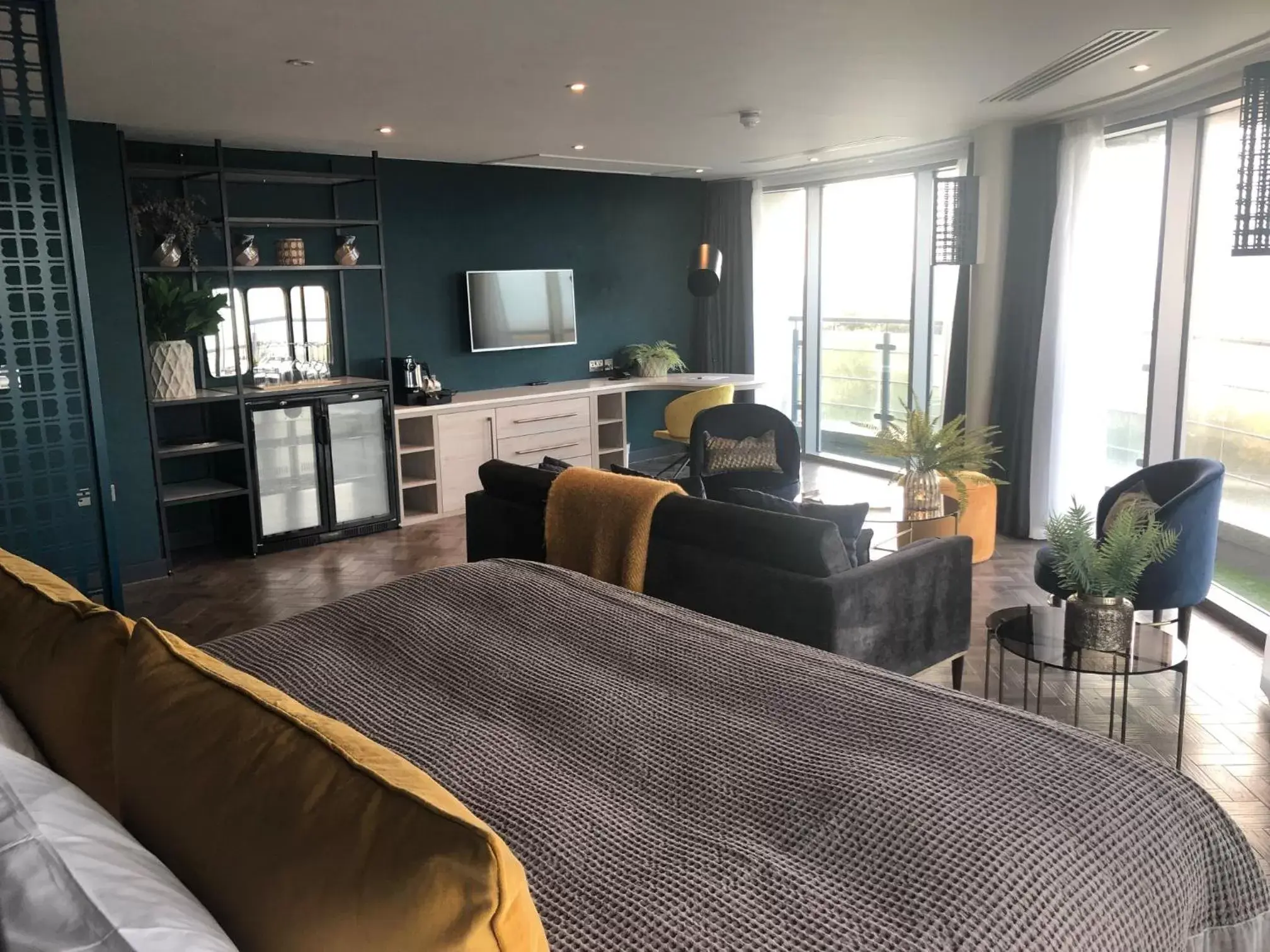 The Other Penthouse in Waterfront Southport Hotel The Other Penthouse in Waterfront Southport Hotel