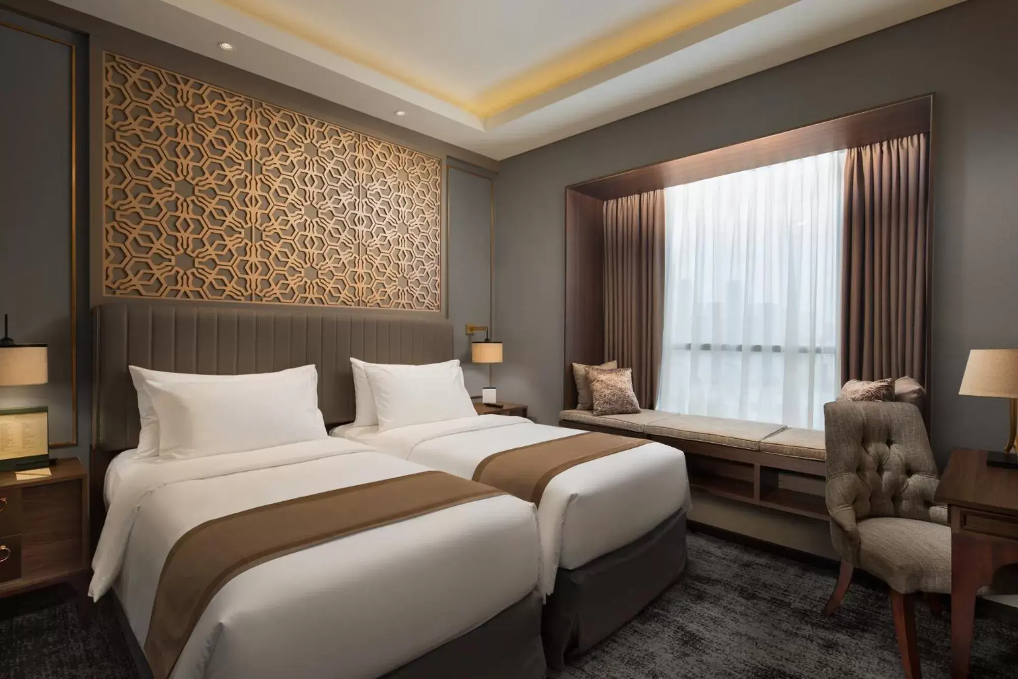 Deluxe Twin Room in Sutasoma Hotel Deluxe Twin Room in Sutasoma Hotel