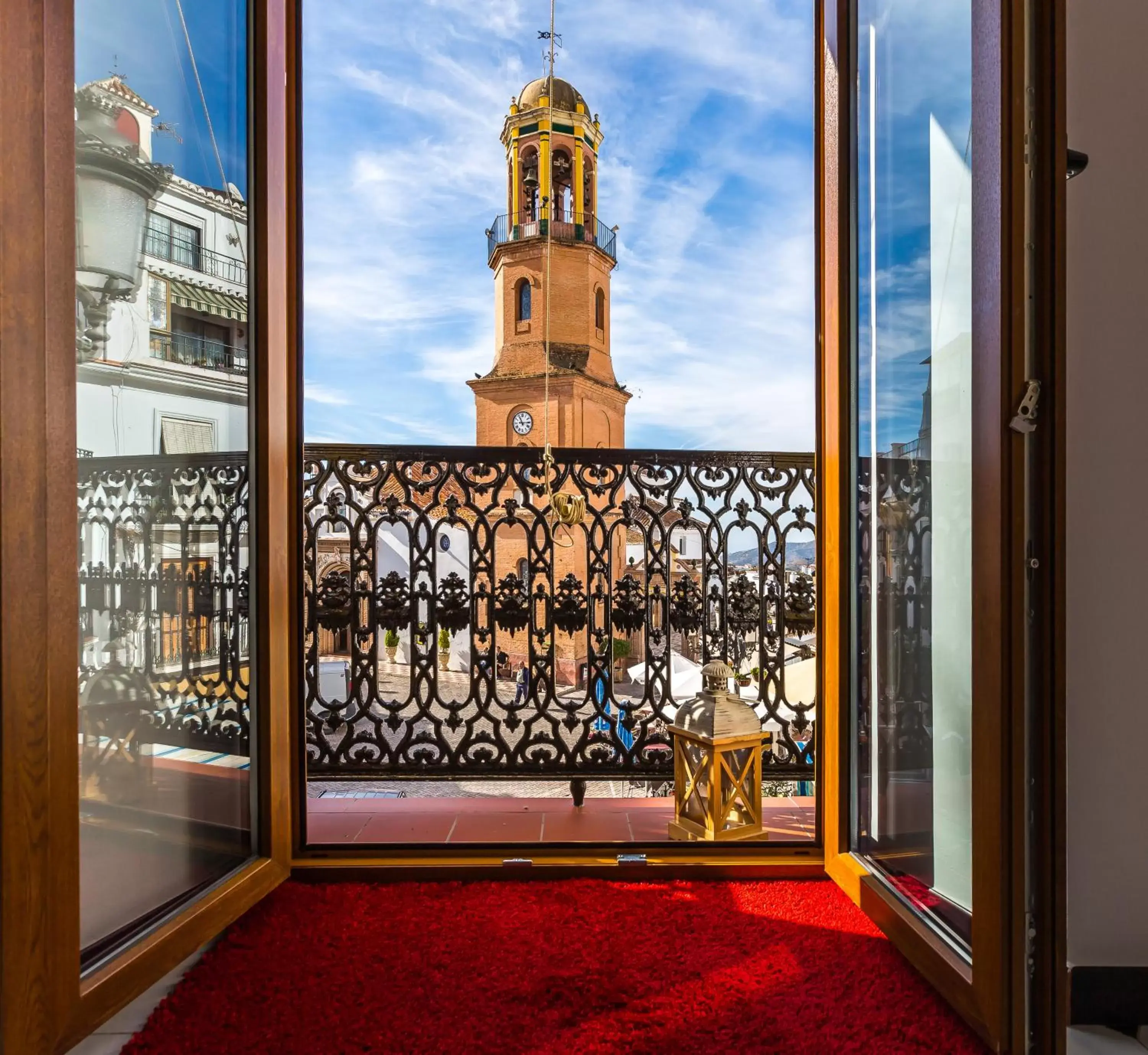 Salamandra Plaza Salamandra Plaza