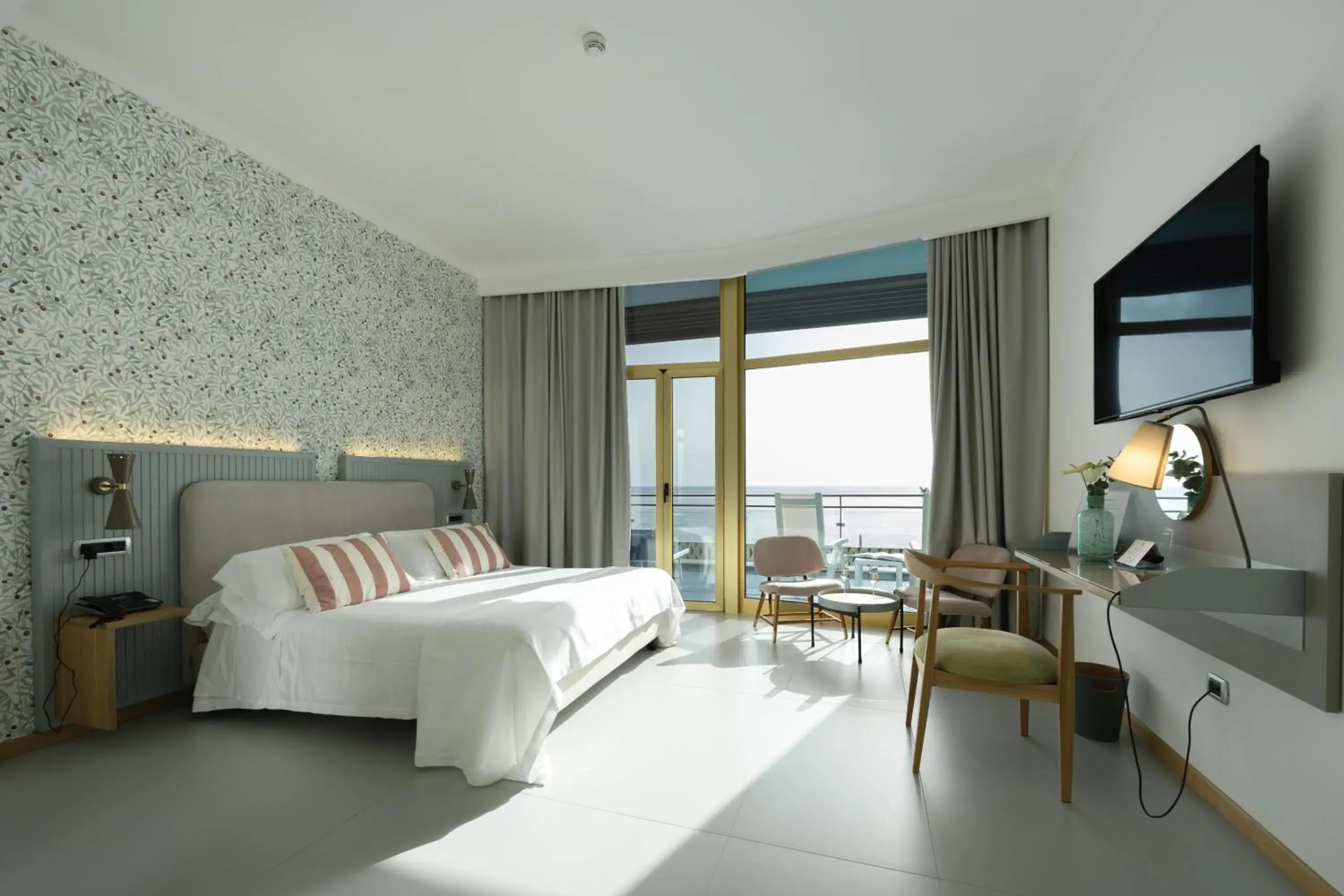 Junior Suite in Reginna Palace Hotel Junior Suite in Reginna Palace Hotel