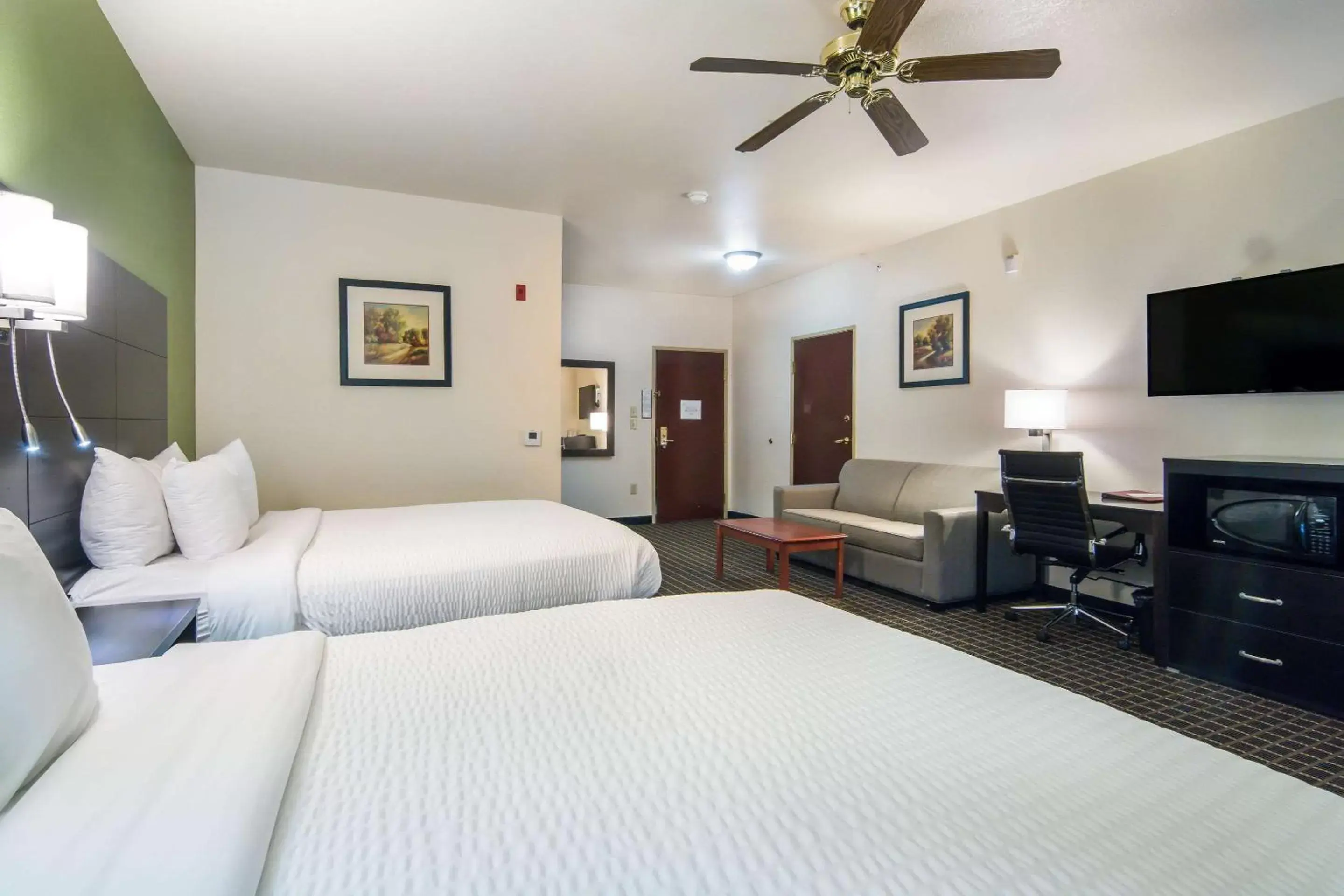 Suite with Two Queen Beds - Accessible/Non-Smoking in Clarion Inn & Suites Weatherford South Suite with Two Queen Beds - Accessible/Non-Smoking in Clarion Inn & Suites Weatherford South