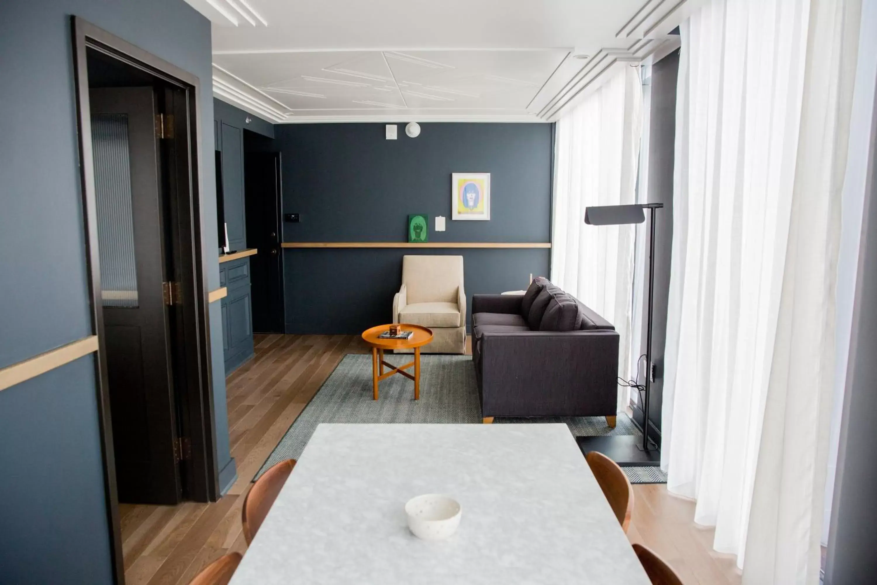 Designer Suite, 1 King River View in Noelle Designer Suite, 1 King River View in Noelle