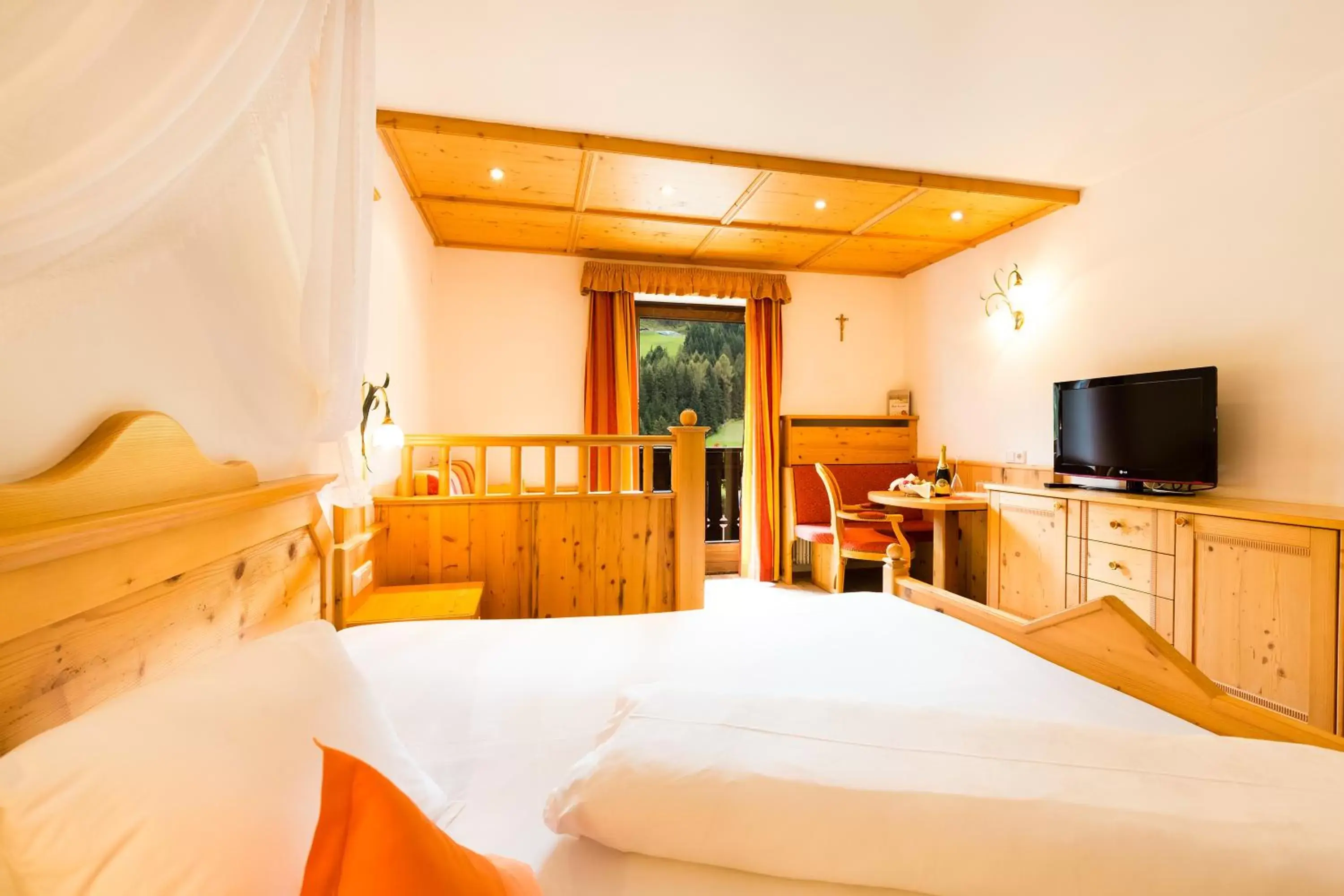 Double Room with Balcony in Berghotel Double Room with Balcony in Berghotel