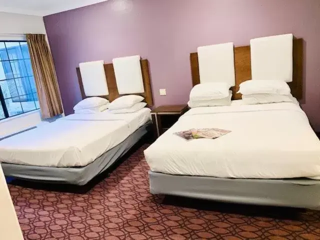 Family Suite in Hotel Pacific, Manhattan Beach Family Suite in Hotel Pacific, Manhattan Beach