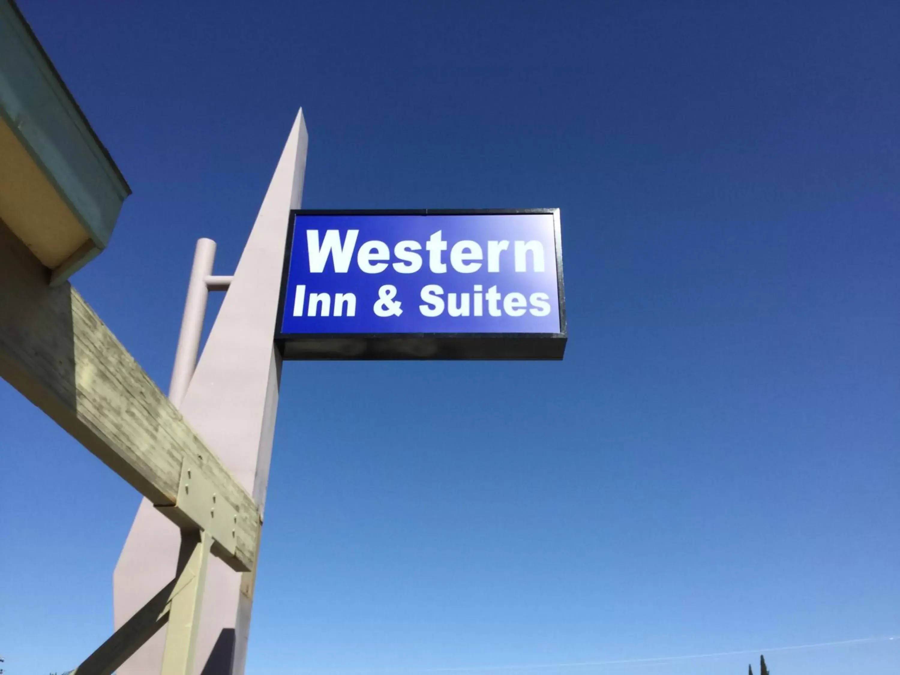 Western Inn & Suites Western Inn & Suites