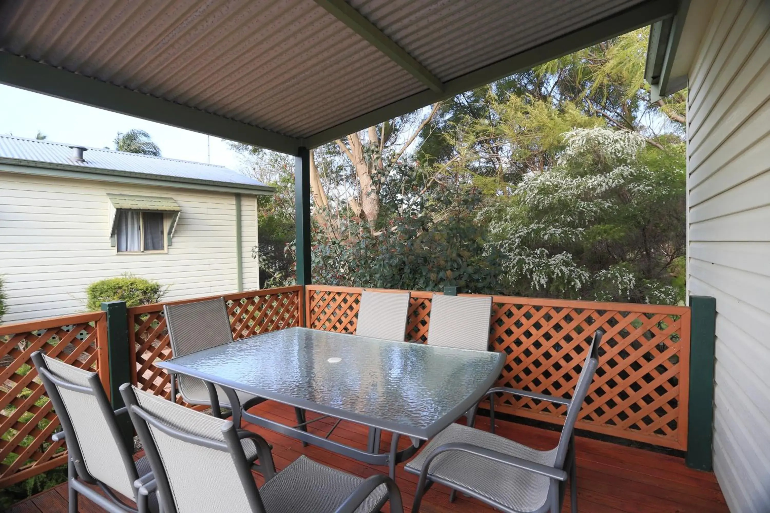 Standard 2 Bedroom Cabin in Discovery Parks - Perth Airport Standard 2 Bedroom Cabin in Discovery Parks - Perth Airport