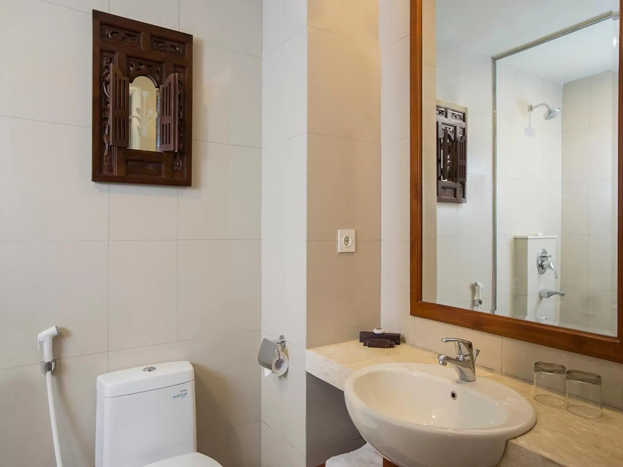 Deluxe King Room in Hotel Indies Heritage Prawirotaman Deluxe King Room in Hotel Indies Heritage Prawirotaman