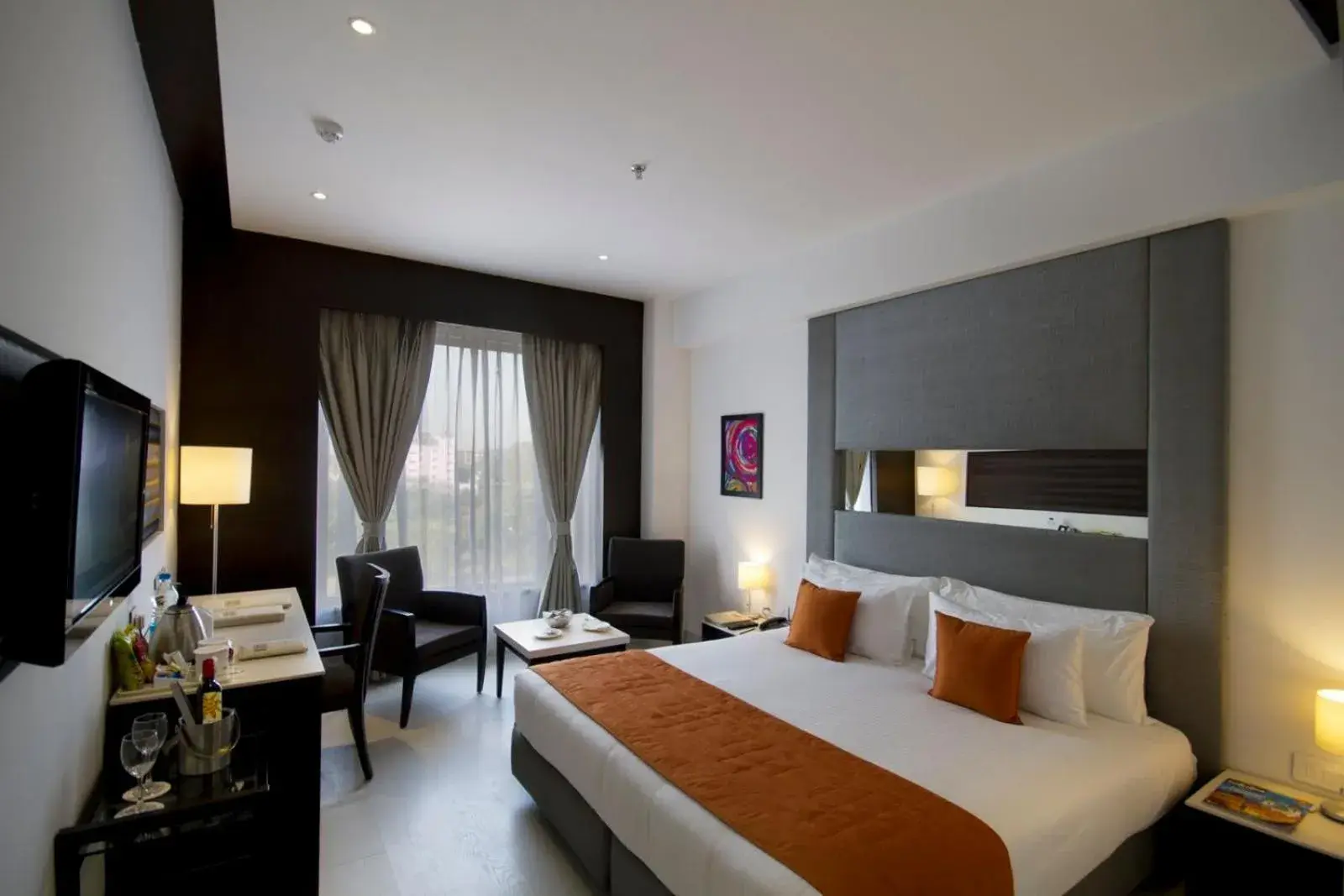 Deluxe Double Room in The Fern Residency - Chandigarh Deluxe Double Room in The Fern Residency - Chandigarh