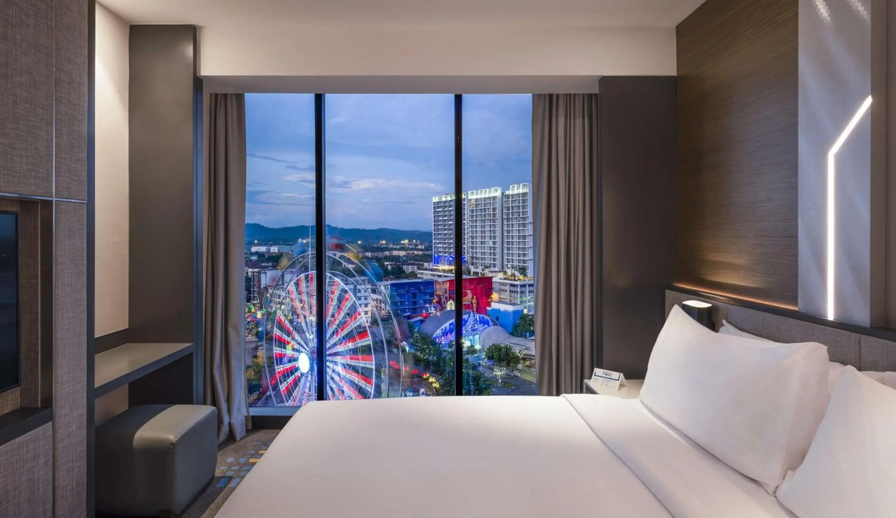 Deluxe King Suite in Doubletree By Hilton Shah Alam I-City Deluxe King Suite in Doubletree By Hilton Shah Alam I-City