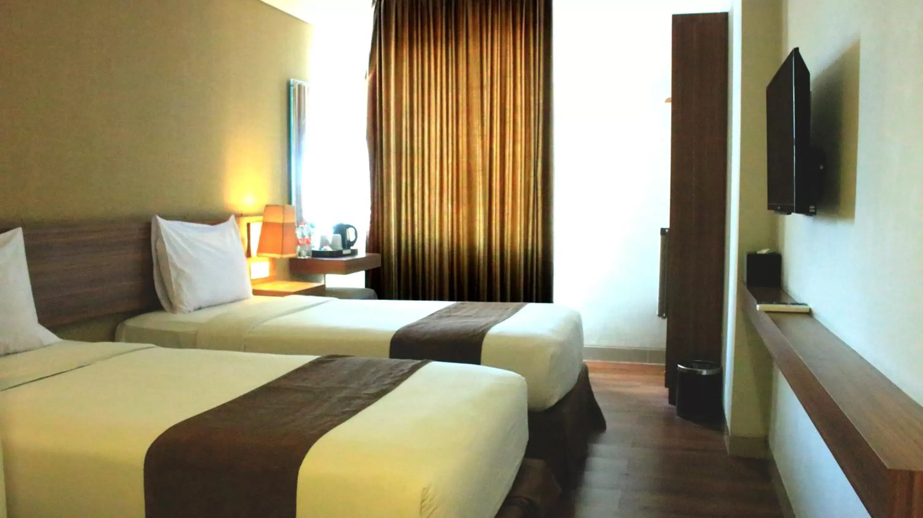 Superior Twin Room Only in LAMORA Sagan Yogyakarta - formerly H Boutique Yogyakarta Superior Twin Room Only in LAMORA Sagan Yogyakarta - formerly H Boutique Yogyakarta