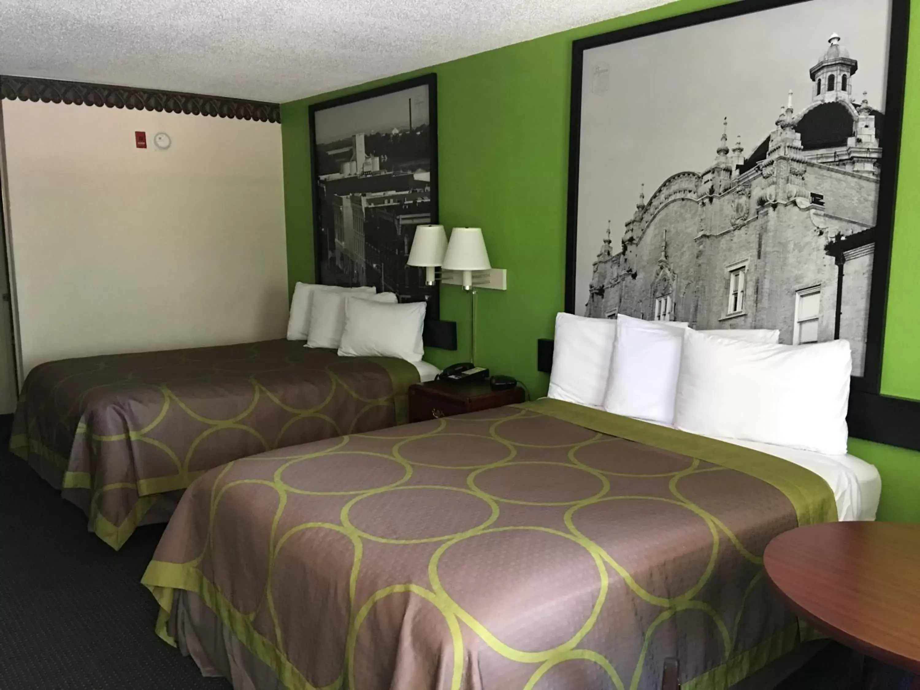 Double Room with Two Double Beds - Smoking in Super 8 by Wyndham Mobile Double Room with Two Double Beds - Smoking in Super 8 by Wyndham Mobile