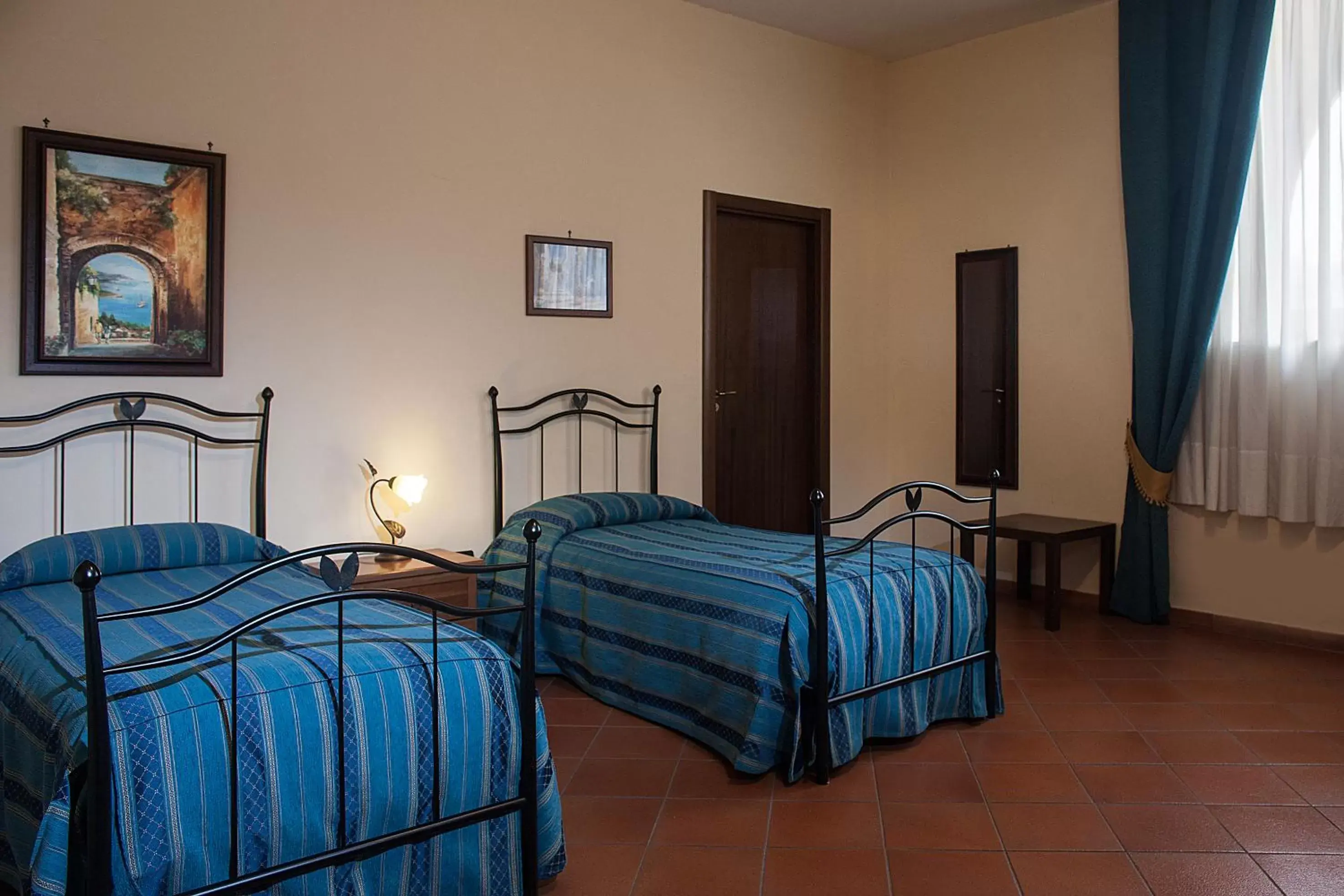 Classic Double or Twin Room in Grand Hotel Capodimonte Classic Double or Twin Room in Grand Hotel Capodimonte