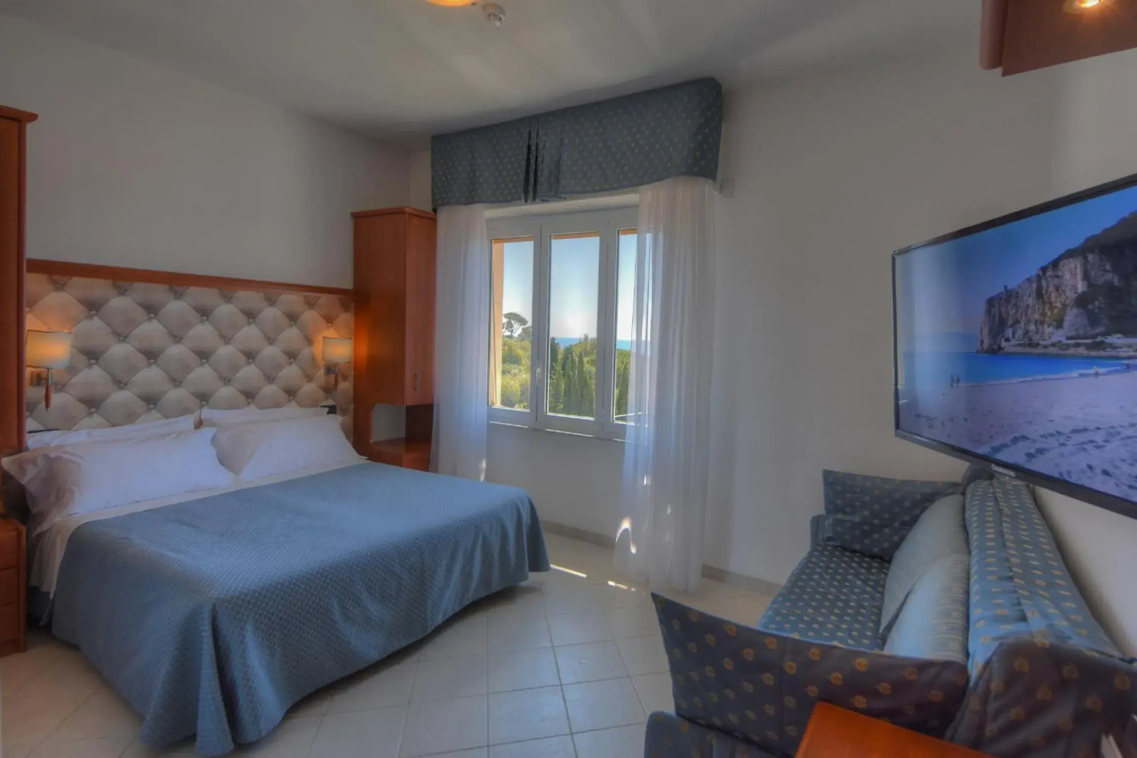 Triple Room in Hotel Noris Triple Room in Hotel Noris