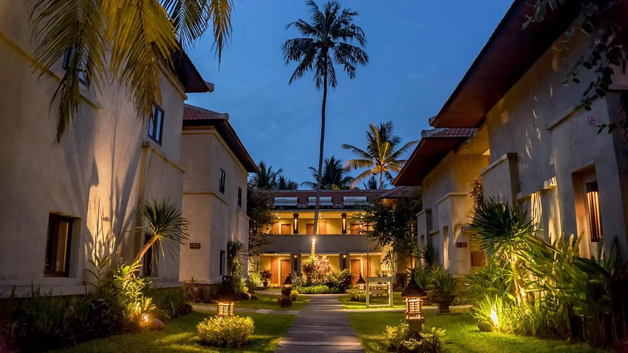 Superior Double or Twin Room with Garden View in Ketapang Indah Hotel Superior Double or Twin Room with Garden View in Ketapang Indah Hotel