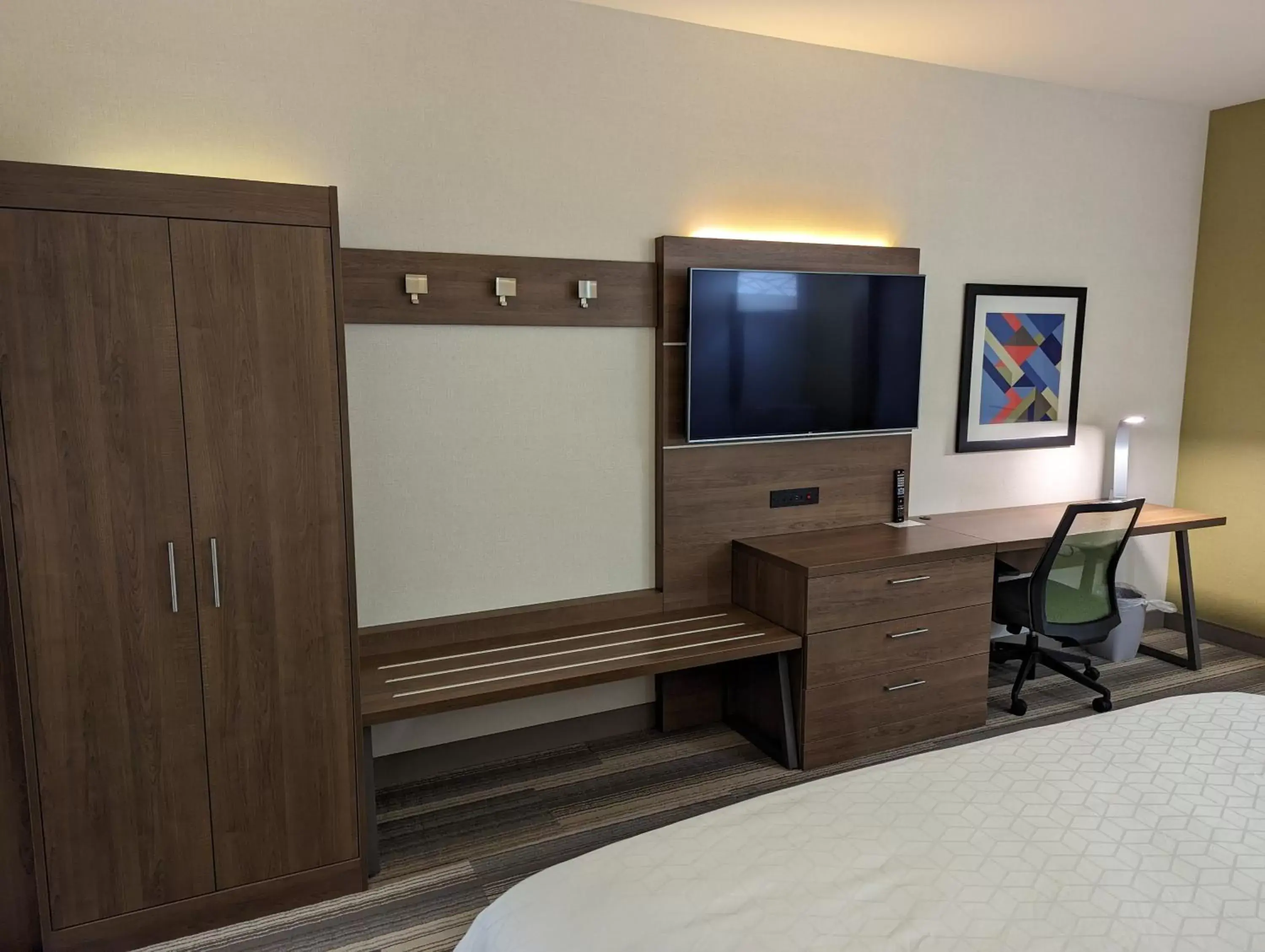 Room with Two Beds - Hearing Accessible - Non-Smoking in Holiday Inn Express - Lexington East - Winchester, an IHG Hotel Room with Two Beds - Hearing Accessible - Non-Smoking in Holiday Inn Express - Lexington East - Winchester, an IHG Hotel