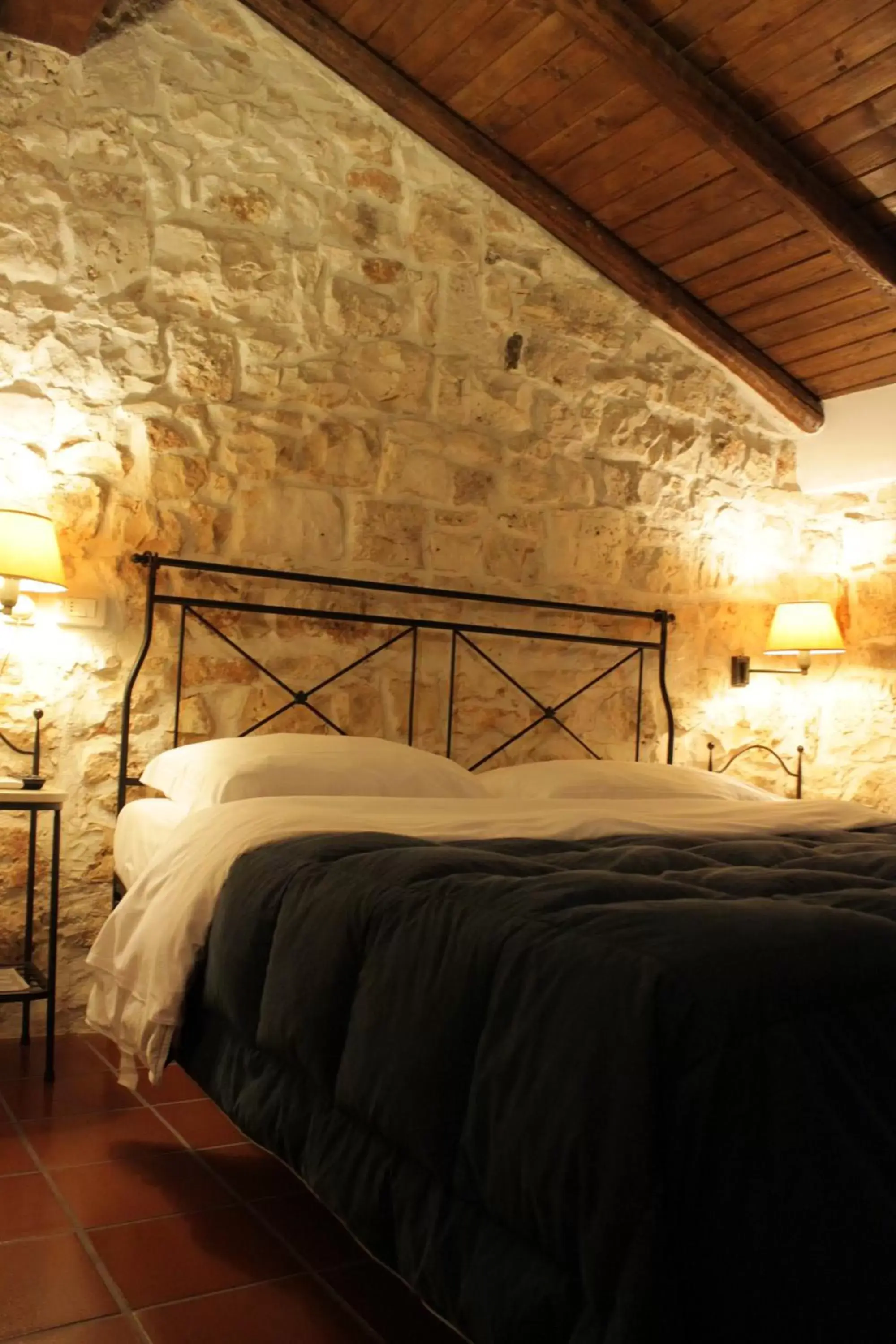 Superior Double Room in Hotel Corte Altavilla Superior Double Room in Hotel Corte Altavilla