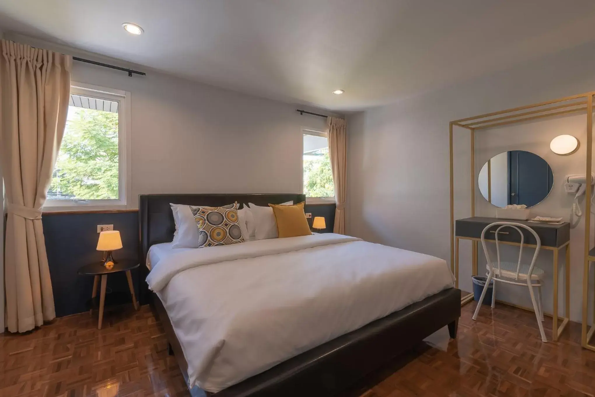 Superior King Room in The Mellow Pillow Hotel @ Chiang Mai Gate Superior King Room in The Mellow Pillow Hotel @ Chiang Mai Gate