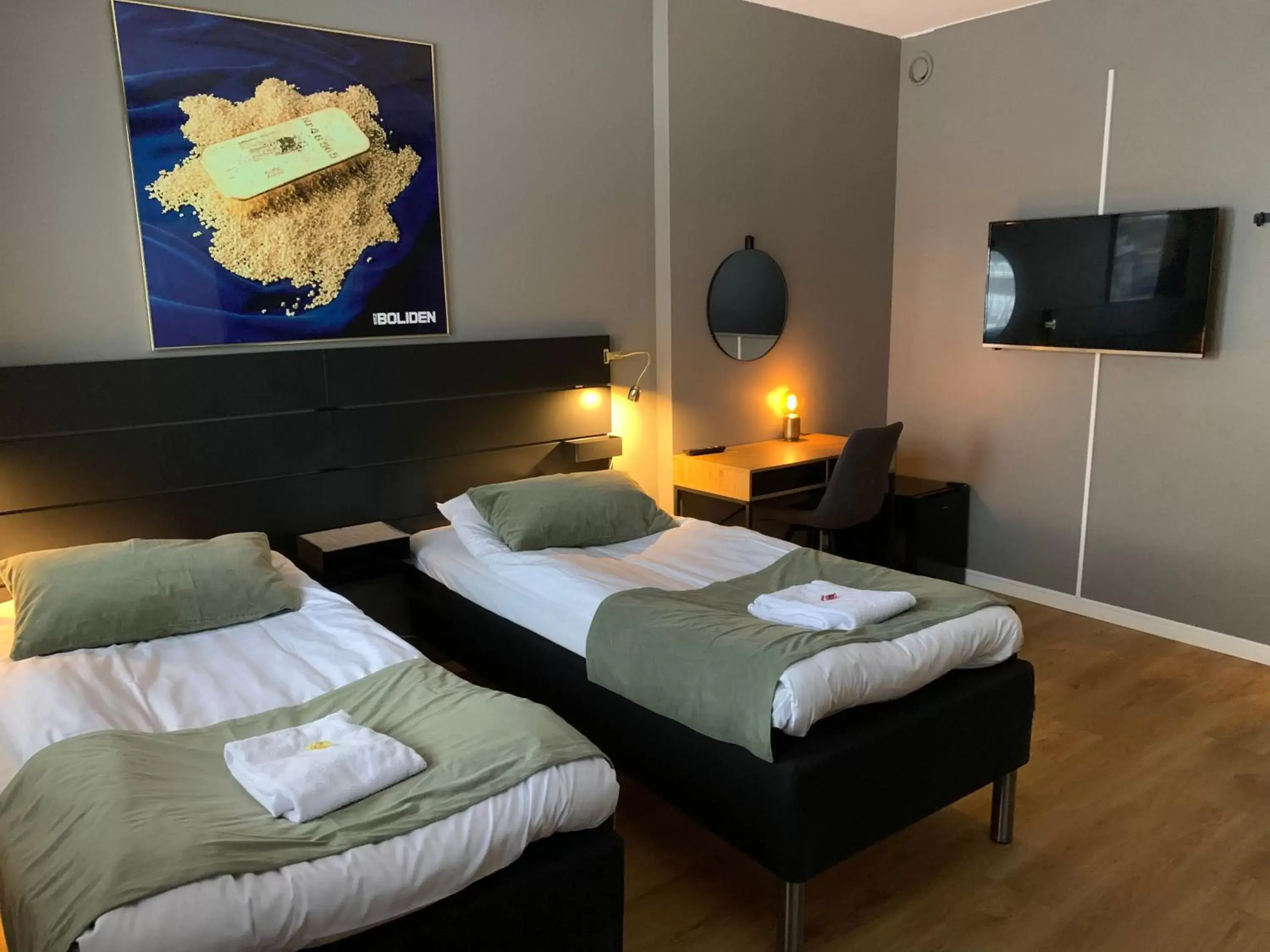 Quadruple Room with Shared Bathroom - single occupancy in Hotel B&B Gränden Quadruple Room with Shared Bathroom - single occupancy in Hotel B&B Gränden