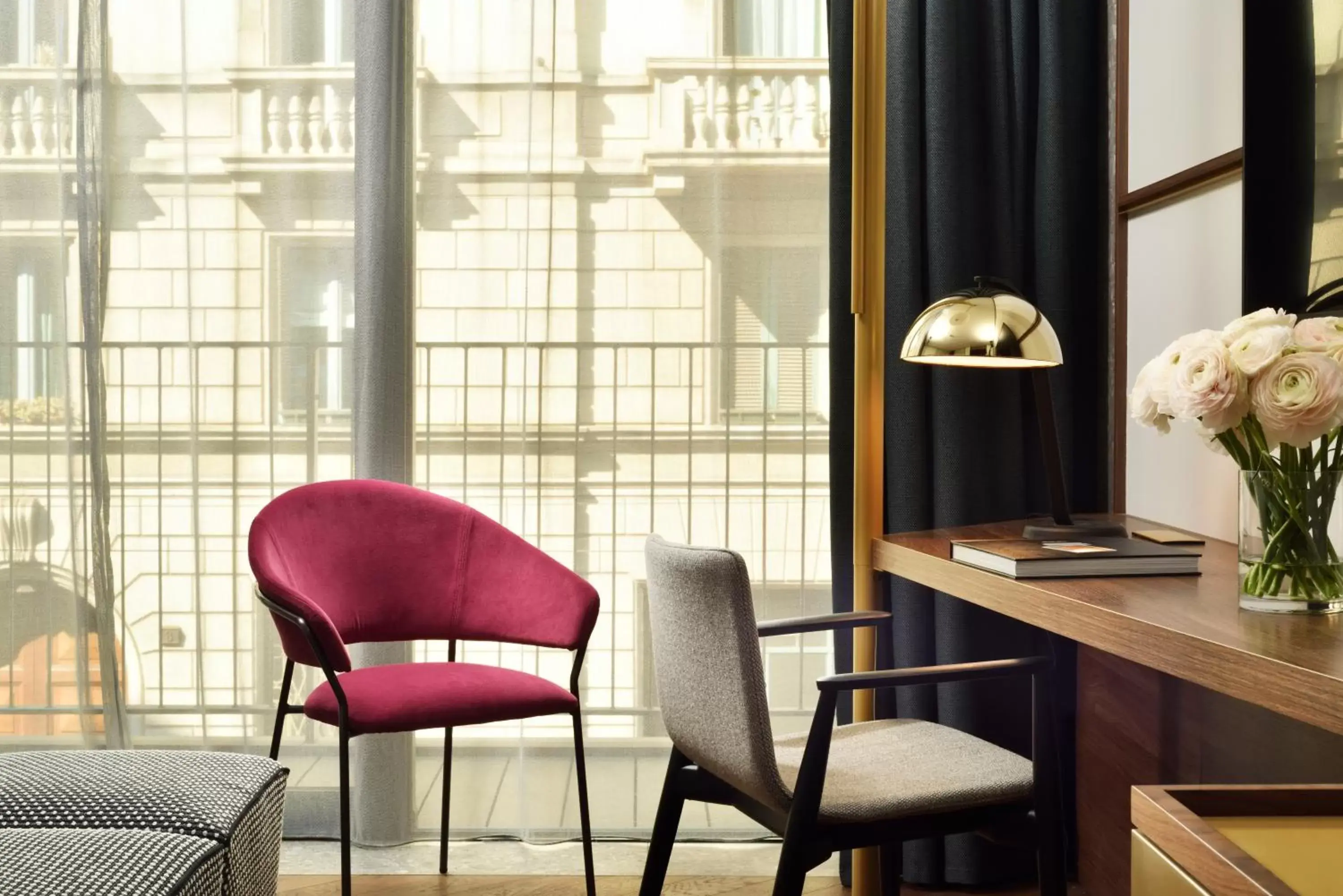 Deluxe Double Room with City View - Single Use in Milano Verticale | UNA Esperienze Deluxe Double Room with City View - Single Use in Milano Verticale | UNA Esperienze