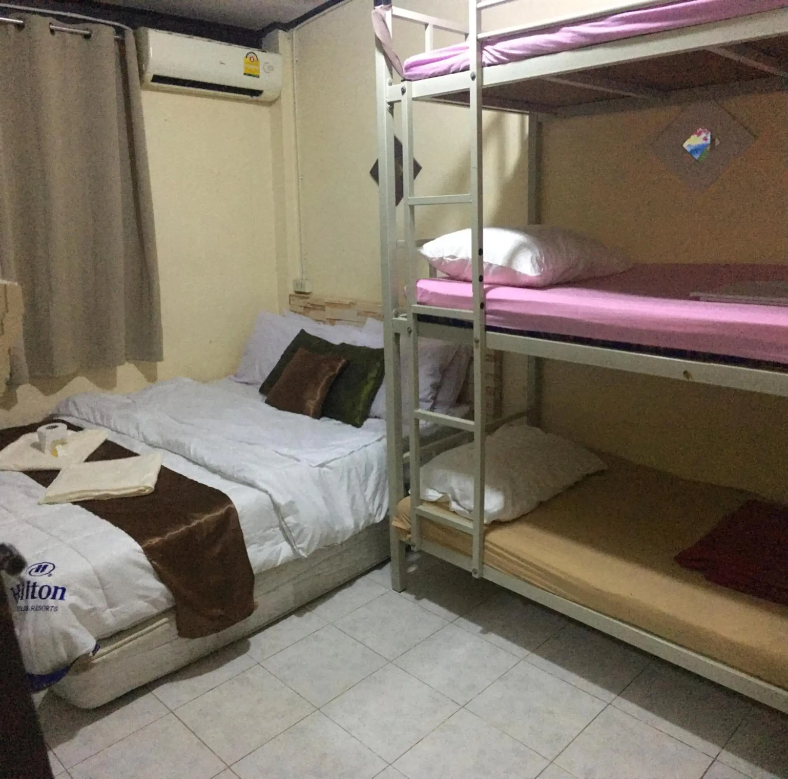 Deluxe Double Room with Extra Bed in Hostel 24 Deluxe Double Room with Extra Bed in Hostel 24
