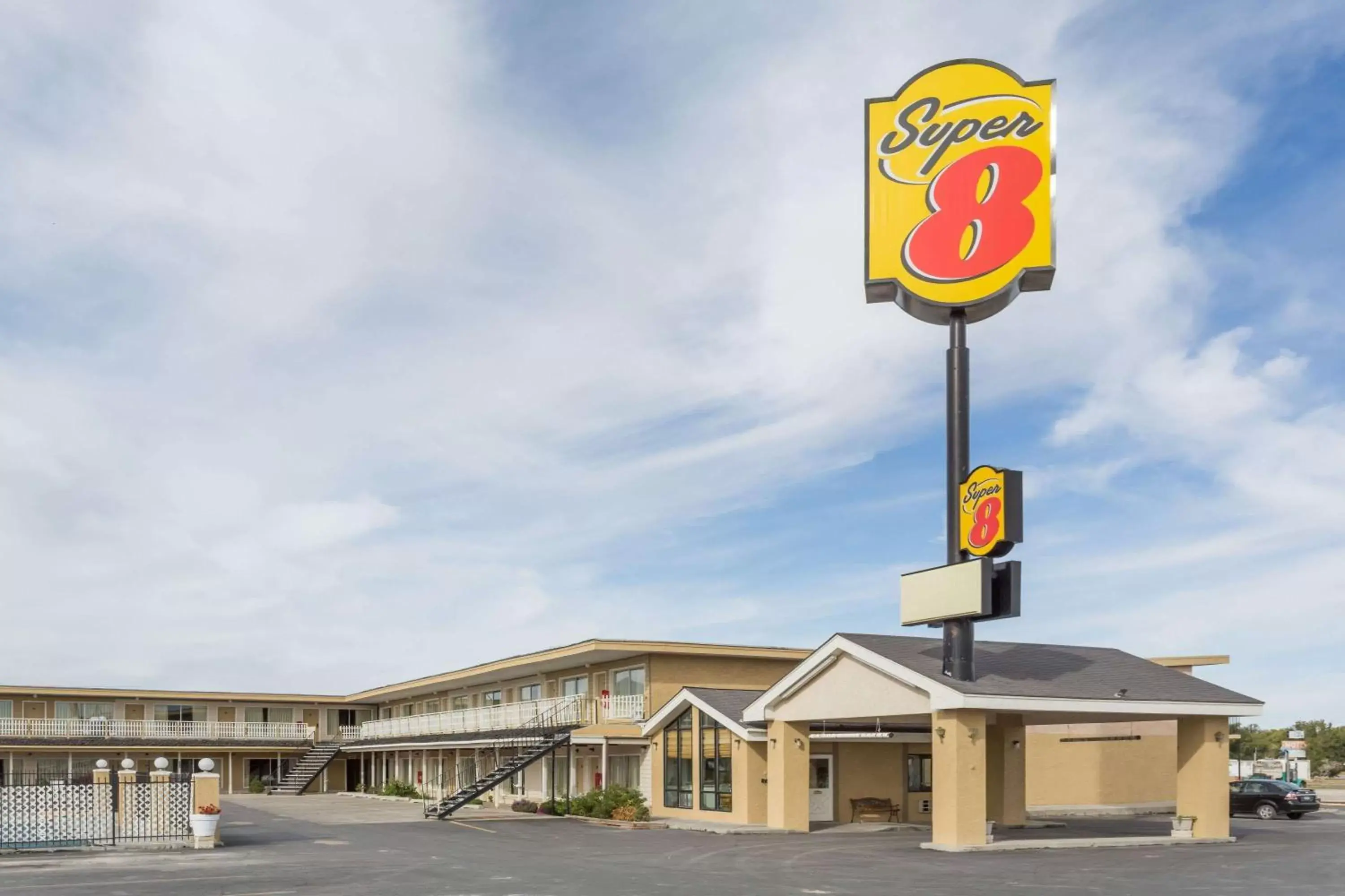Super 8 by Wyndham Wells Super 8 by Wyndham Wells