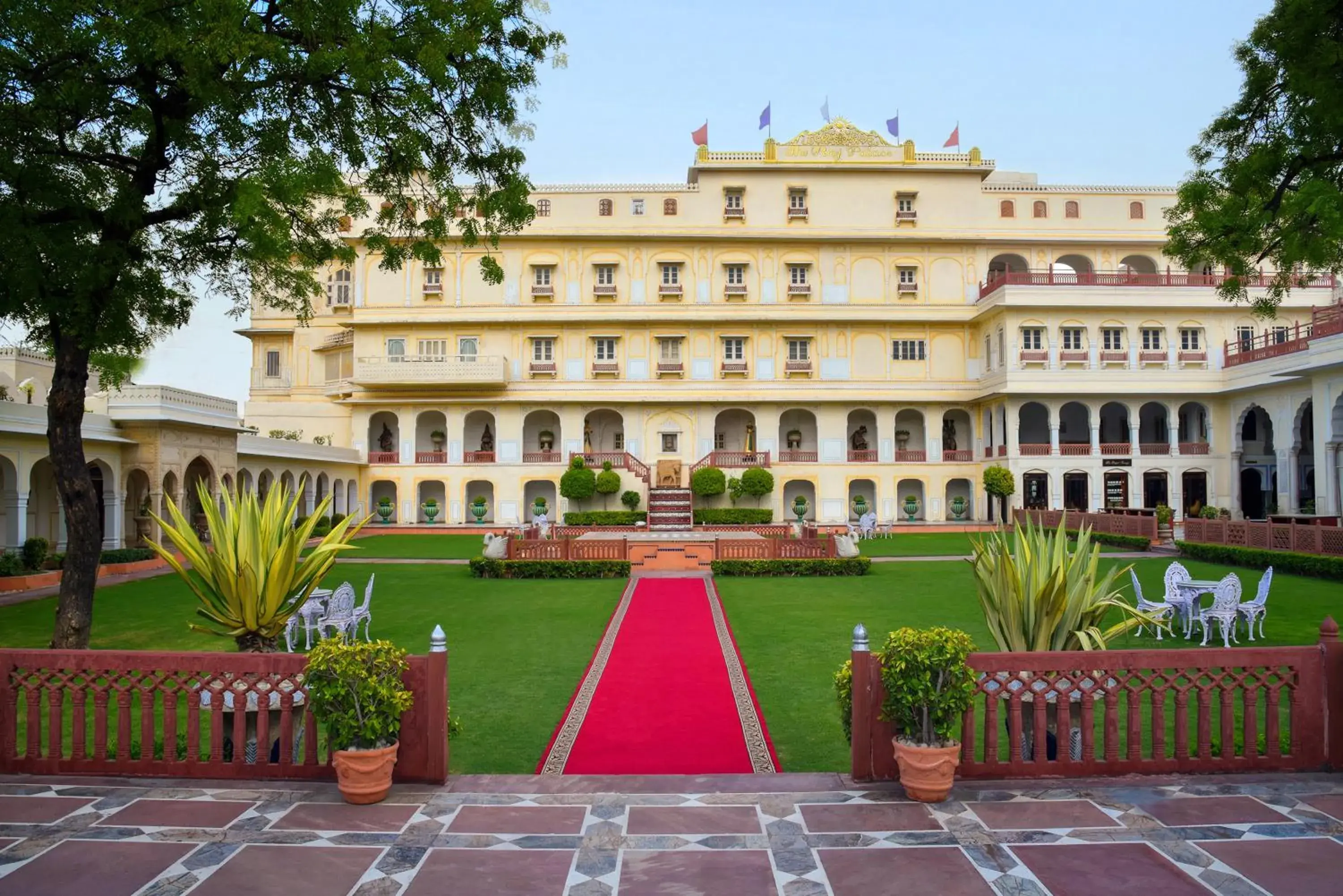 The Raj Palace (Small Luxury Hotels of the World) The Raj Palace (Small Luxury Hotels of the World)