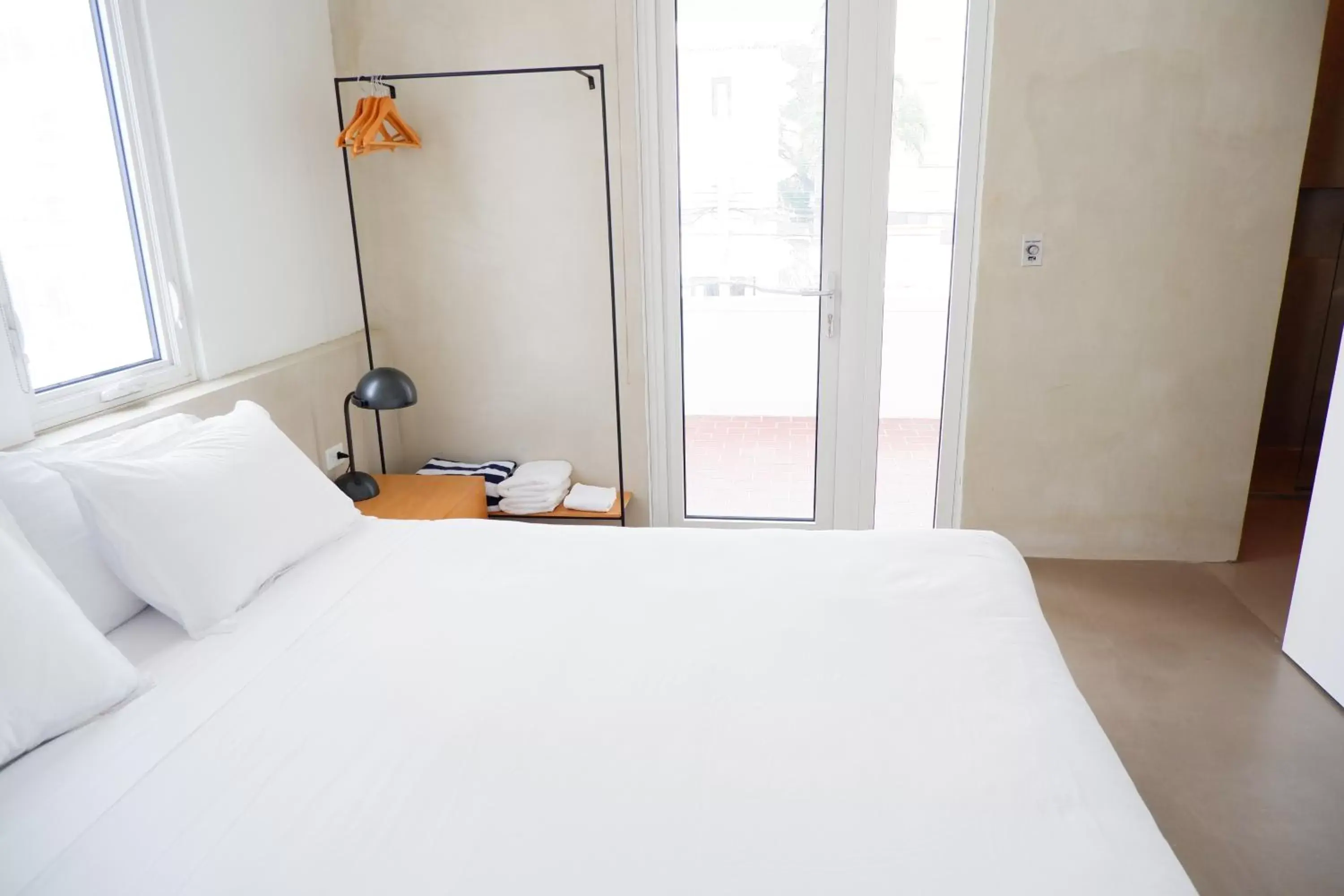 Mare 32 Deluxe Single Queen w/Terrace in Stay at Mare Mare 32 Deluxe Single Queen w/Terrace in Stay at Mare