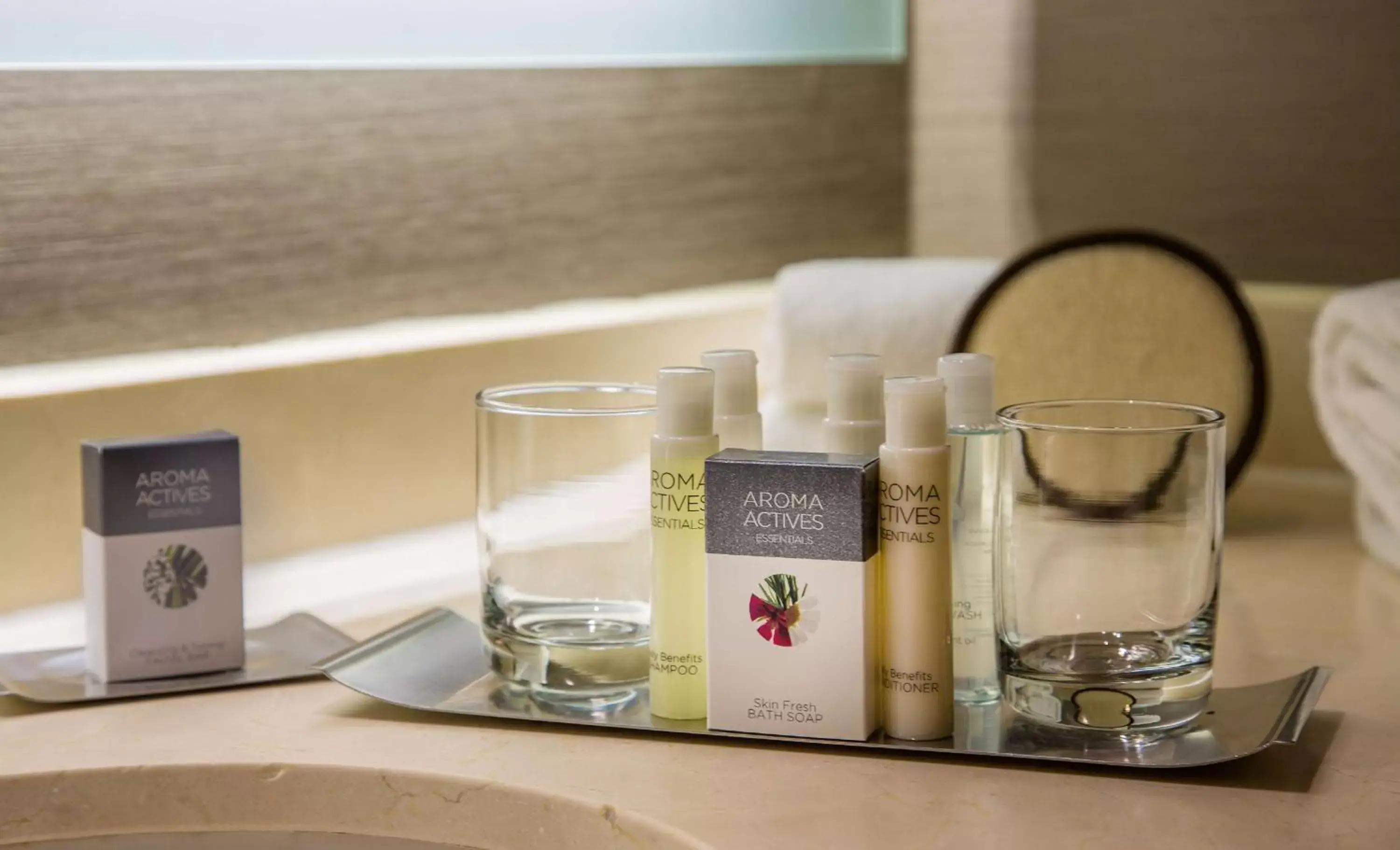 King Room with Balcony - Non-Smoking in DoubleTree by Hilton Chicago - Oak Brook King Room with Balcony - Non-Smoking in DoubleTree by Hilton Chicago - Oak Brook