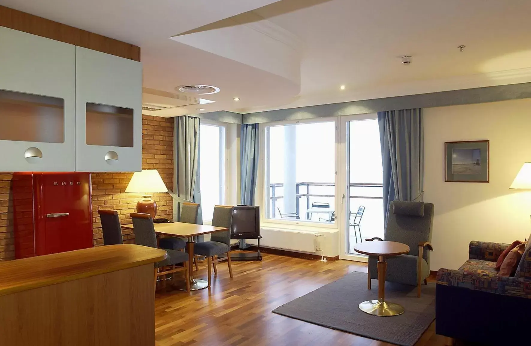 Suite with Balcony and Lake View - Annex Building - No Spa Access in Holiday Club Tampereen Kehräämö Suite with Balcony and Lake View - Annex Building - No Spa Access in Holiday Club Tampereen Kehräämö