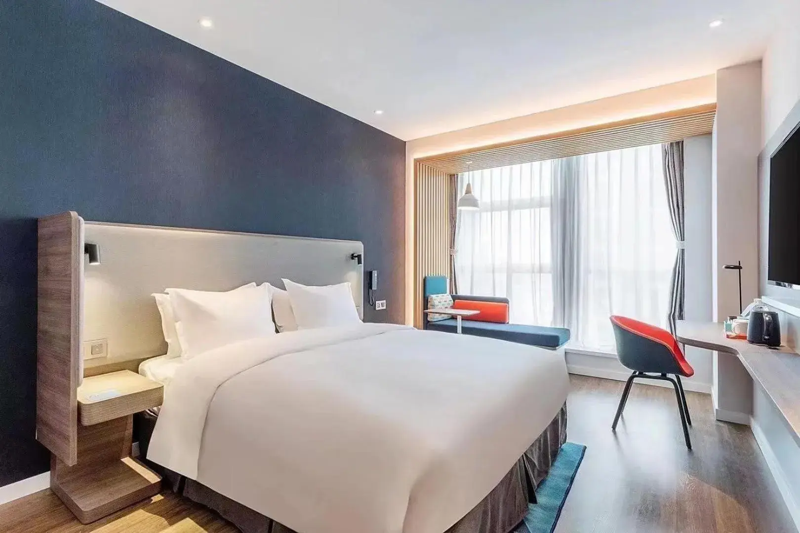 Standard King Room in Holiday Inn Express - Wuhan Optical Valley by IHG Standard King Room in Holiday Inn Express - Wuhan Optical Valley by IHG