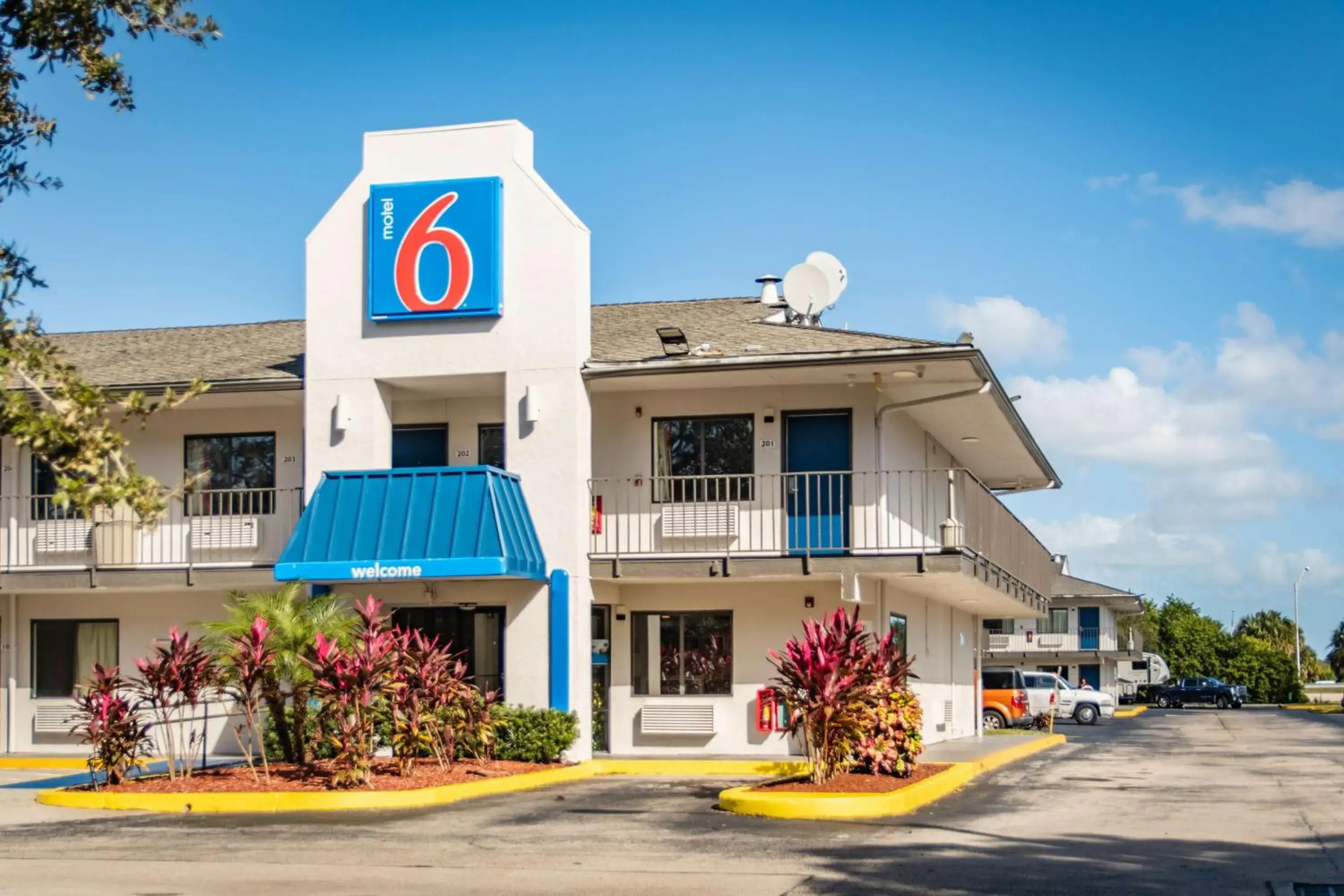 Motel 6-Ft. Pierce, FL Motel 6-Ft. Pierce, FL