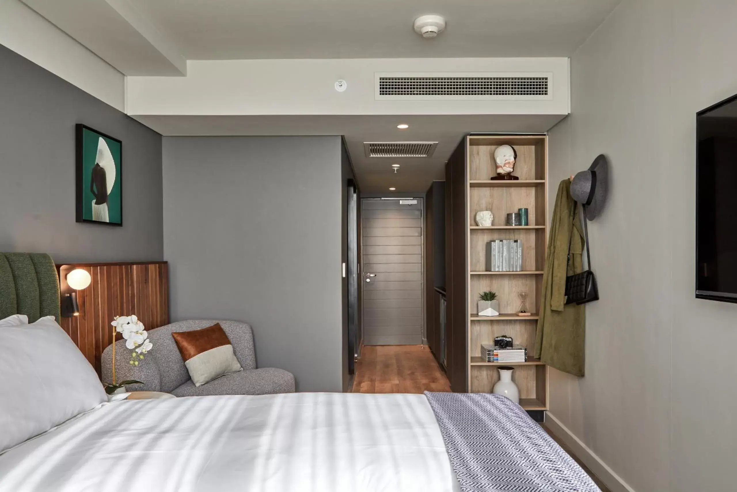 Standard Courtyard Room in The Rockefeller Hotel by NEWMARK Standard Courtyard Room in The Rockefeller Hotel by NEWMARK