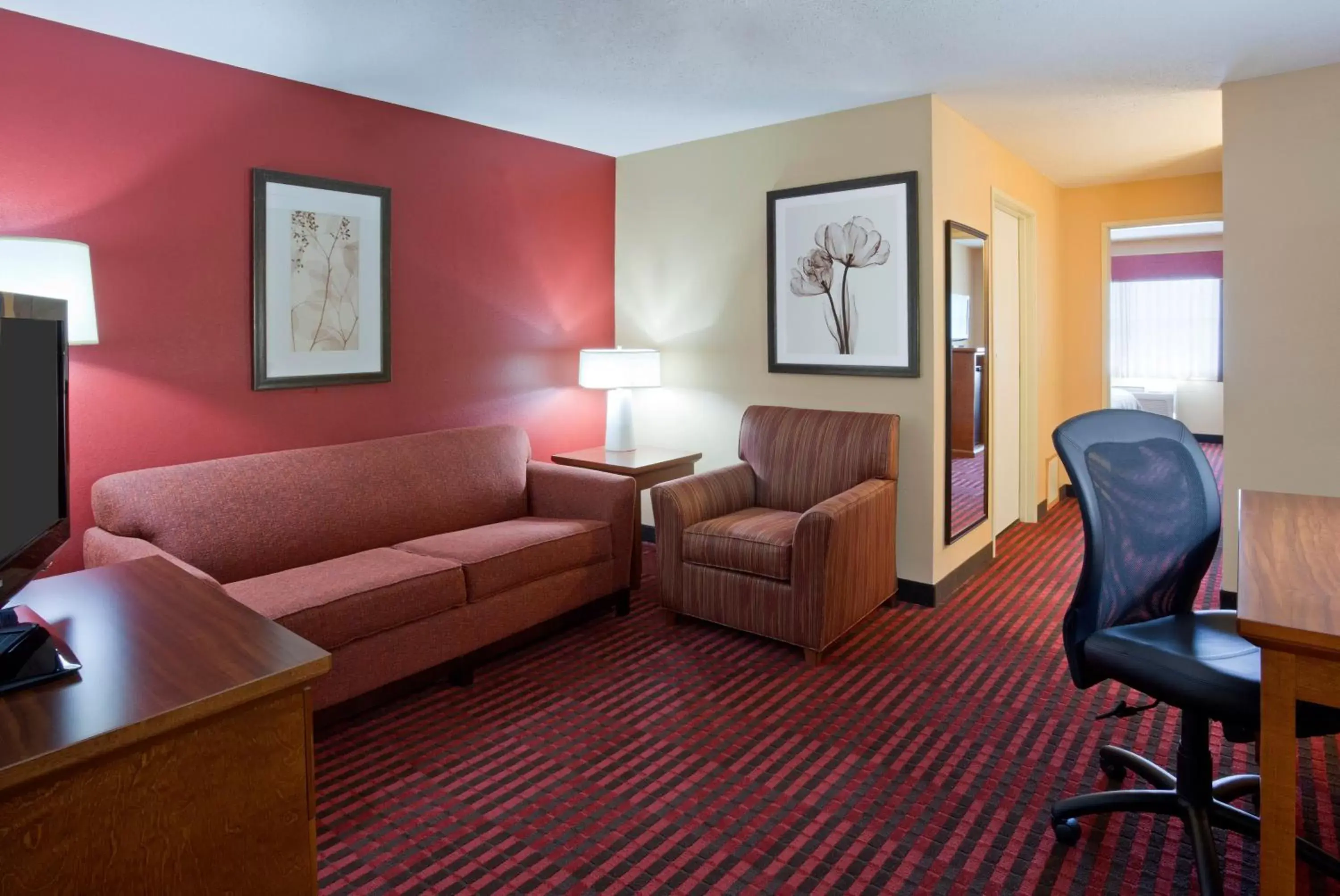 King Suite with Sofa Bed in Quality Inn & Suites King Suite with Sofa Bed in Quality Inn & Suites
