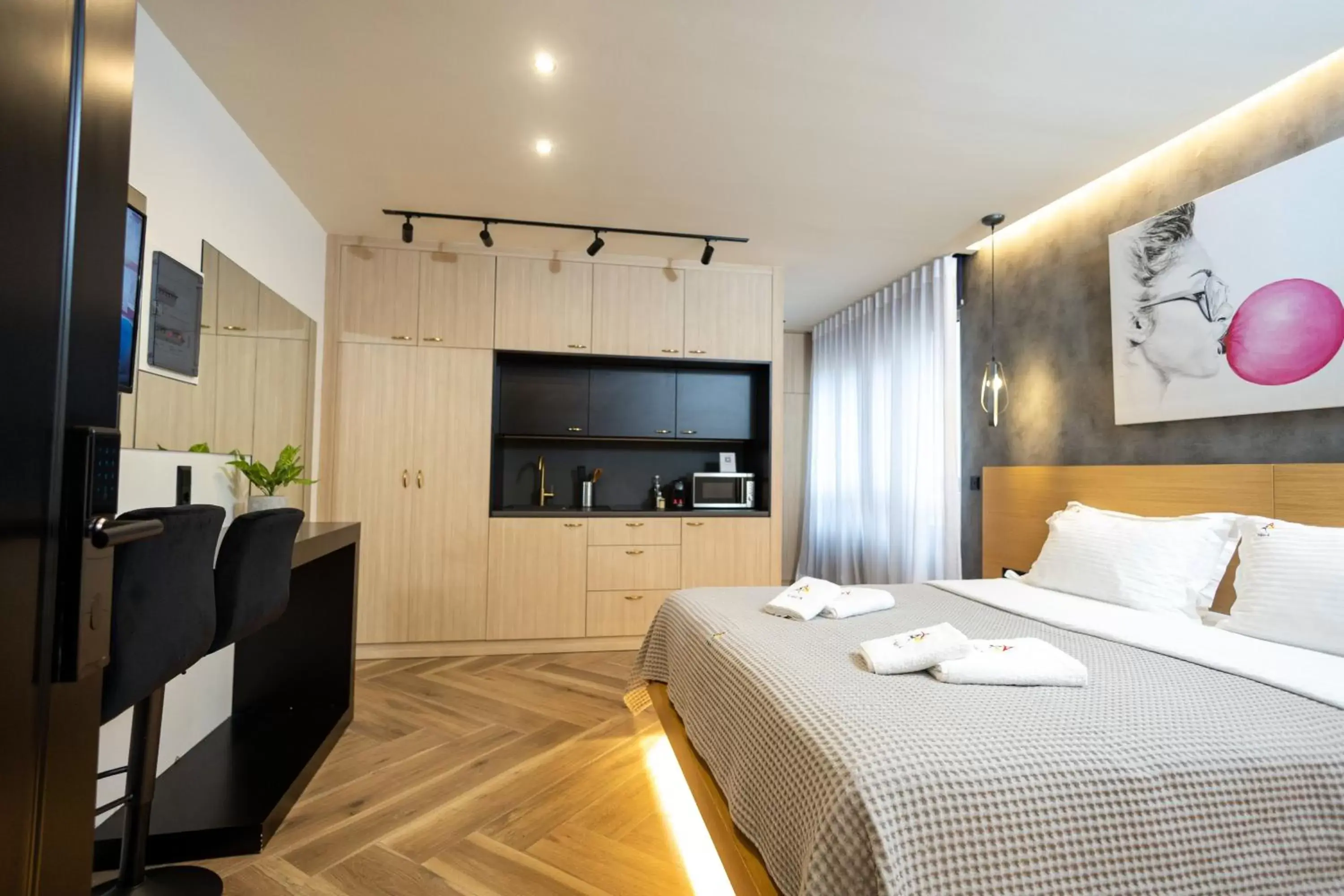 Superior Studio in Triple A - Apartments Accommodation in Prime Location (Between Monastiraki & Syntagma Square) Superior Studio in Triple A - Apartments Accommodation in Prime Location (Between Monastiraki & Syntagma Square)