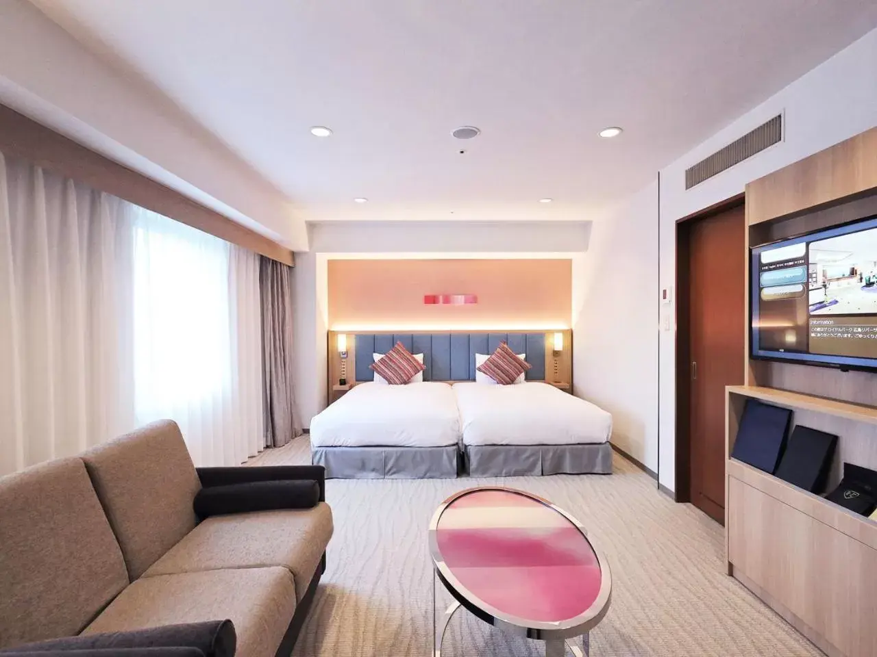 Deluxe Twin Room - Non-Smoking in The Royal Park Hotel Hiroshima Riverside Deluxe Twin Room - Non-Smoking in The Royal Park Hotel Hiroshima Riverside