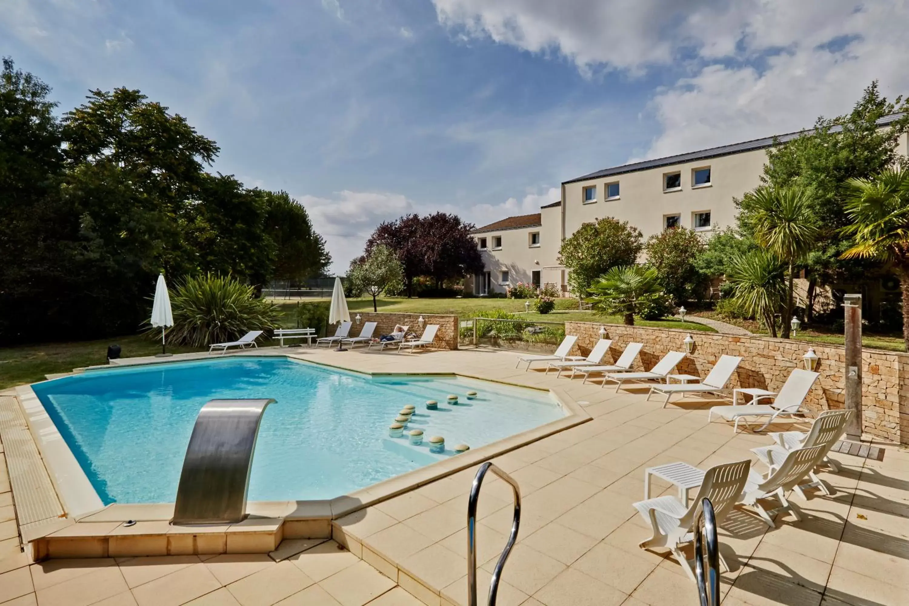 Kyriad Nantes Sud - Bouaye Aéroport Kyriad Nantes Sud - Bouaye Aéroport