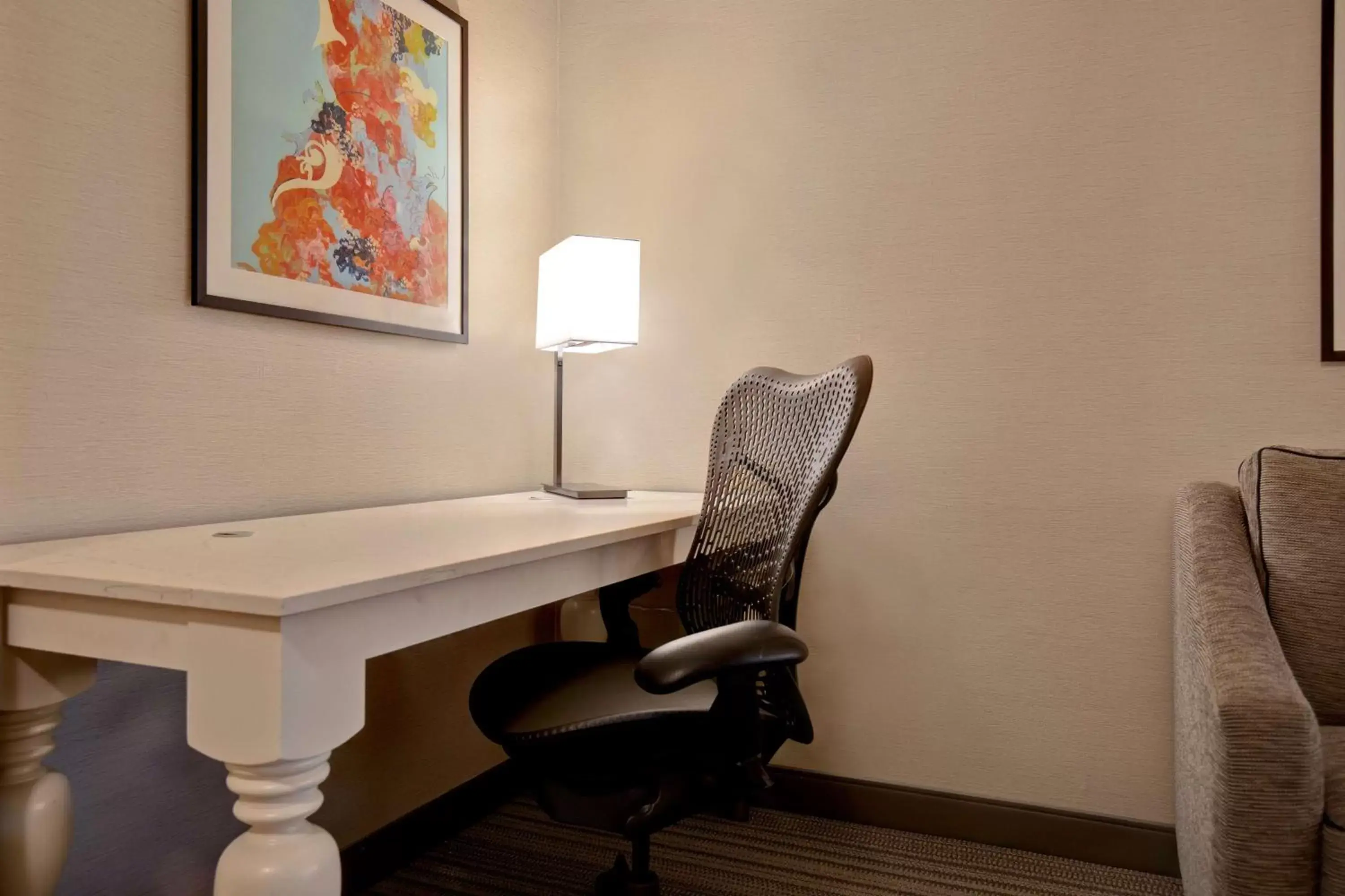 King Room with Sofa Bed - Non-Smoking in Hilton Garden Inn Portland/Beaverton King Room with Sofa Bed - Non-Smoking in Hilton Garden Inn Portland/Beaverton